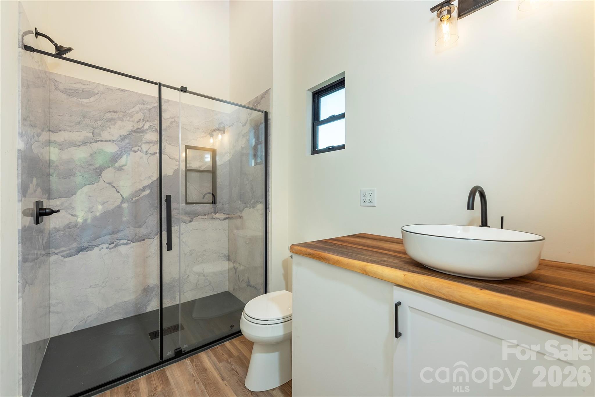 73 W Mitchell Street Property Photo 10