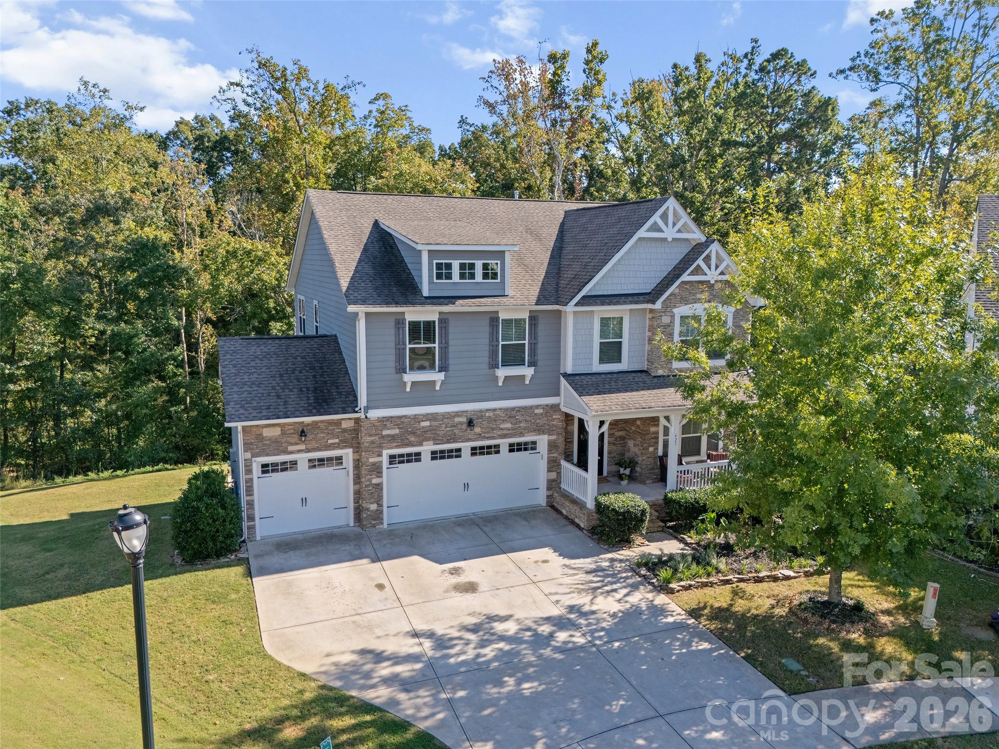 423 Crisfield Court Property Photo 1