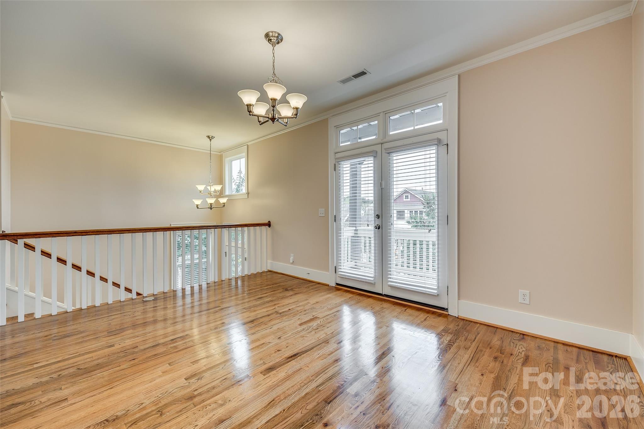 799 Herrons Ferry Road Property Photo 16