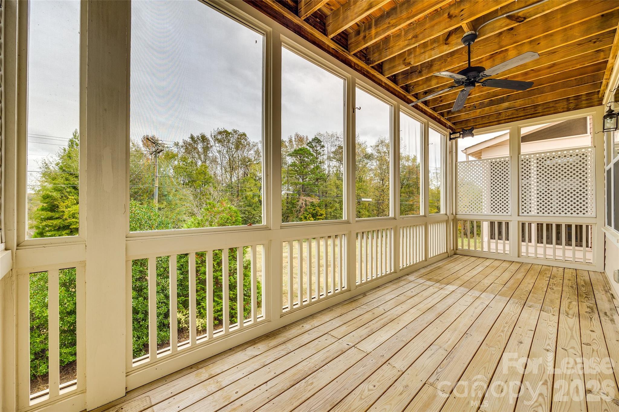 799 Herrons Ferry Road Property Photo 21
