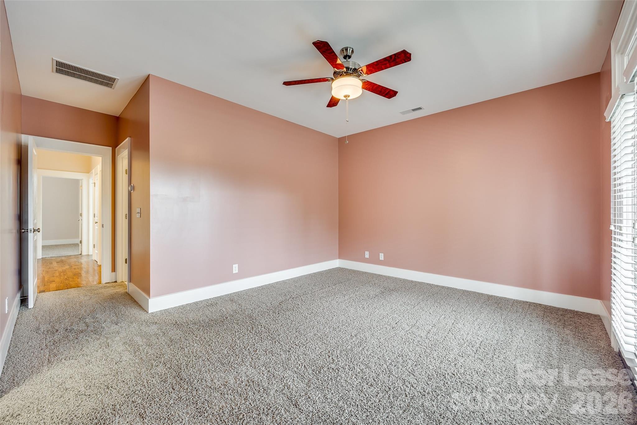 799 Herrons Ferry Road Property Photo 26
