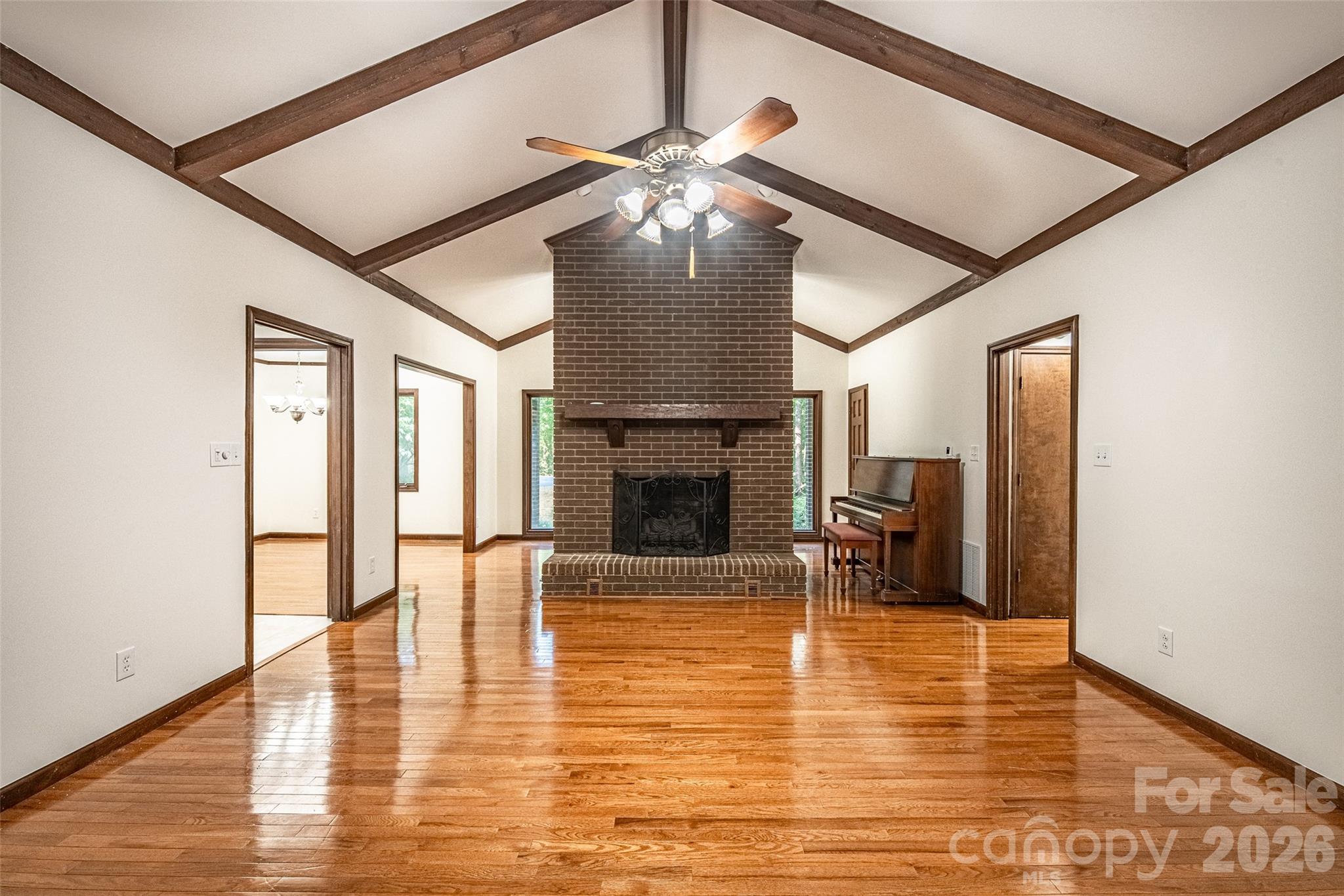 565 Oak Ridge Run Property Photo 10