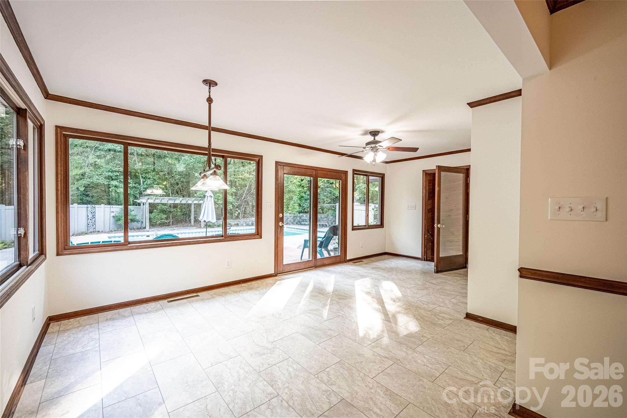 565 Oak Ridge Run Property Photo 14