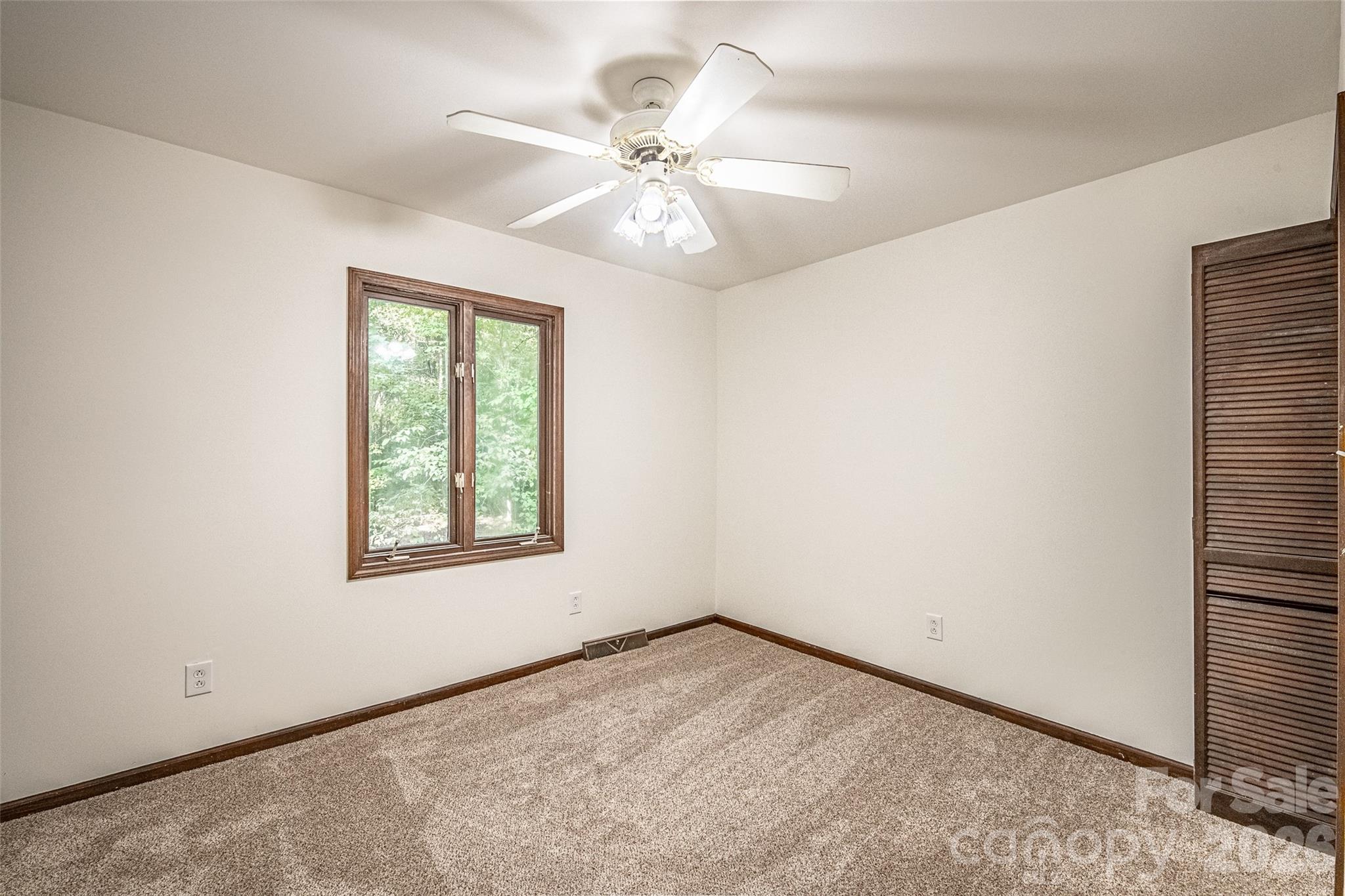 565 Oak Ridge Run Property Photo 22