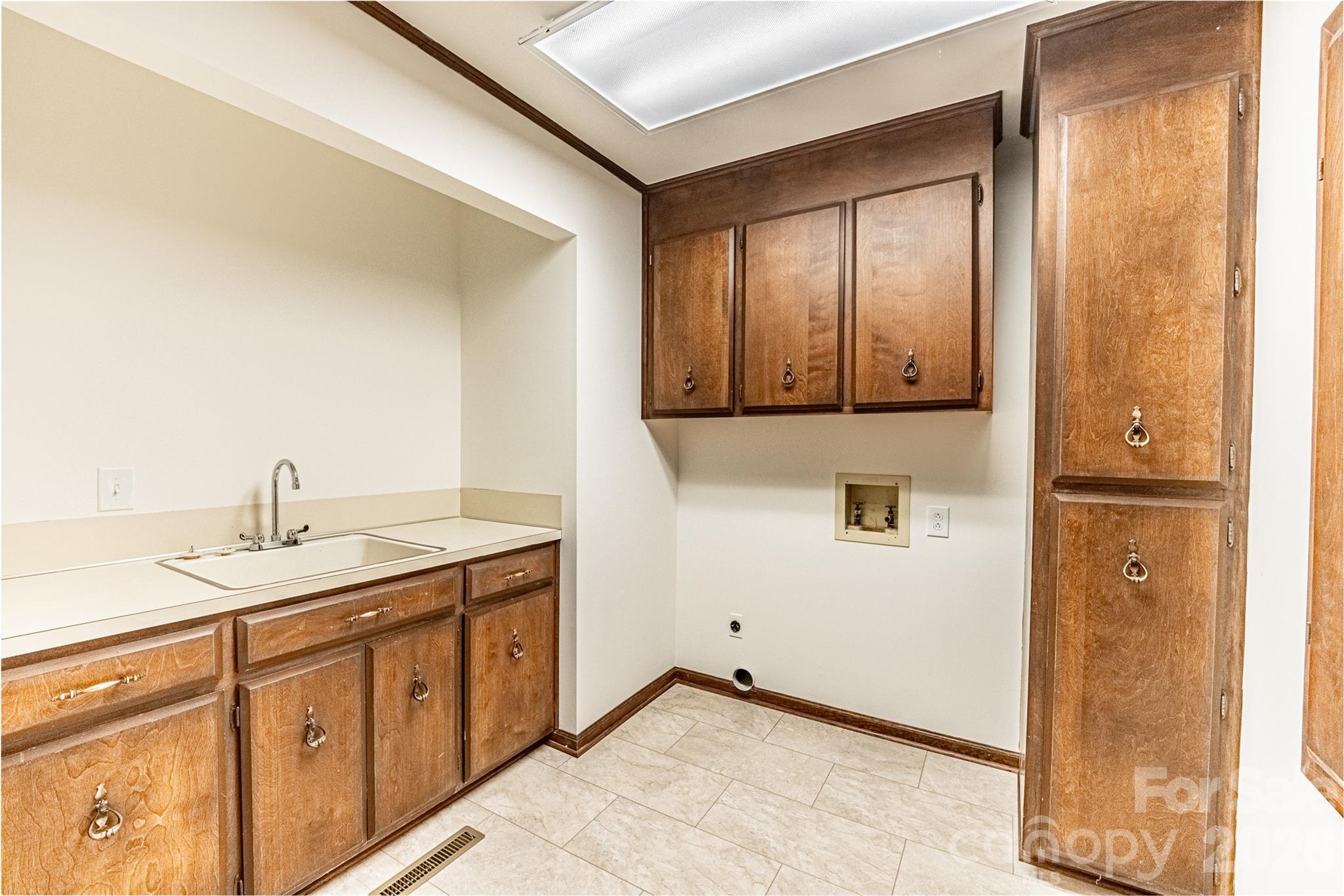 565 Oak Ridge Run Property Photo 28