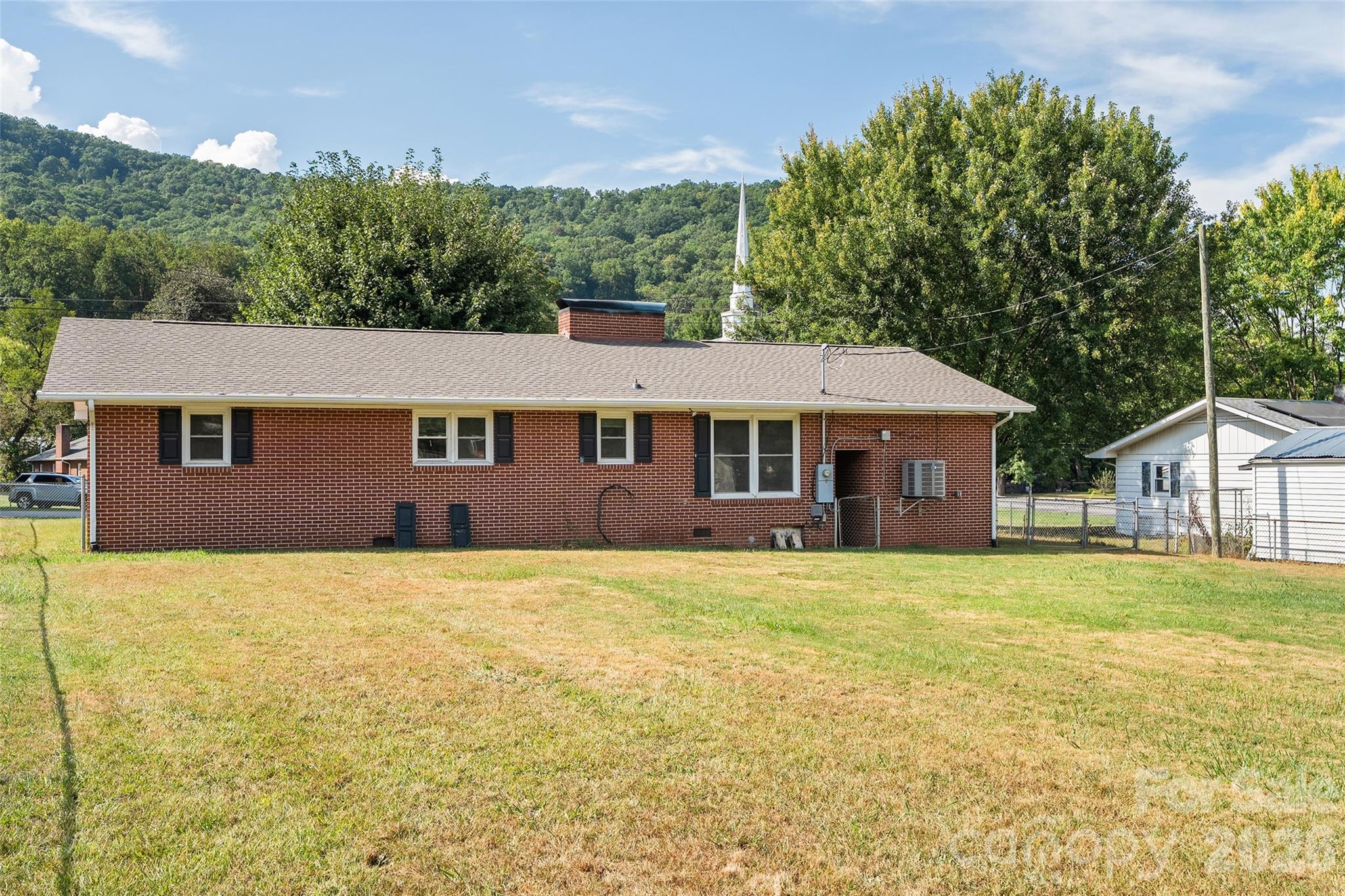 1567 Allens Creek Road Property Photo 19