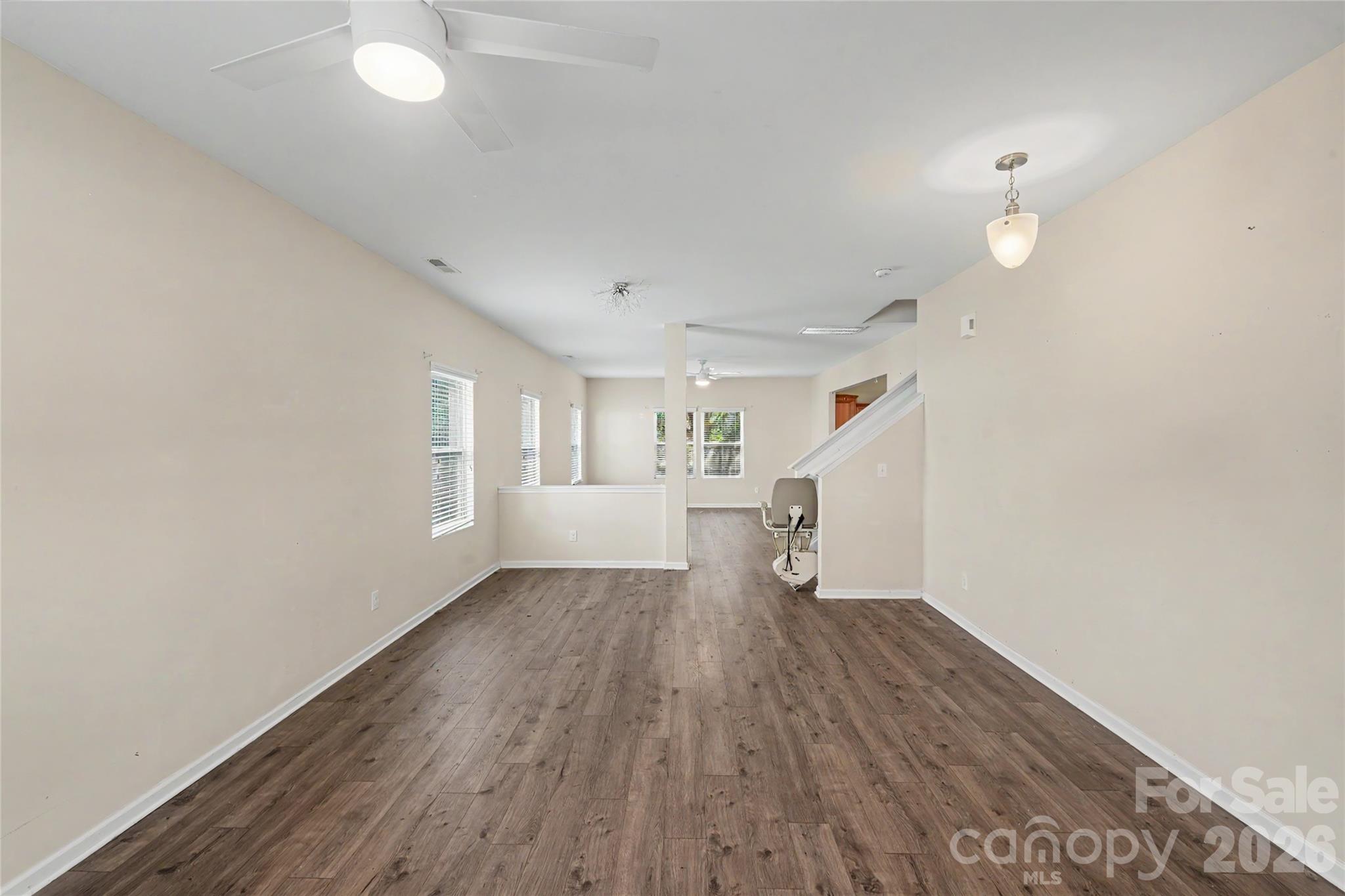 460 Dutch White Drive Property Photo 10