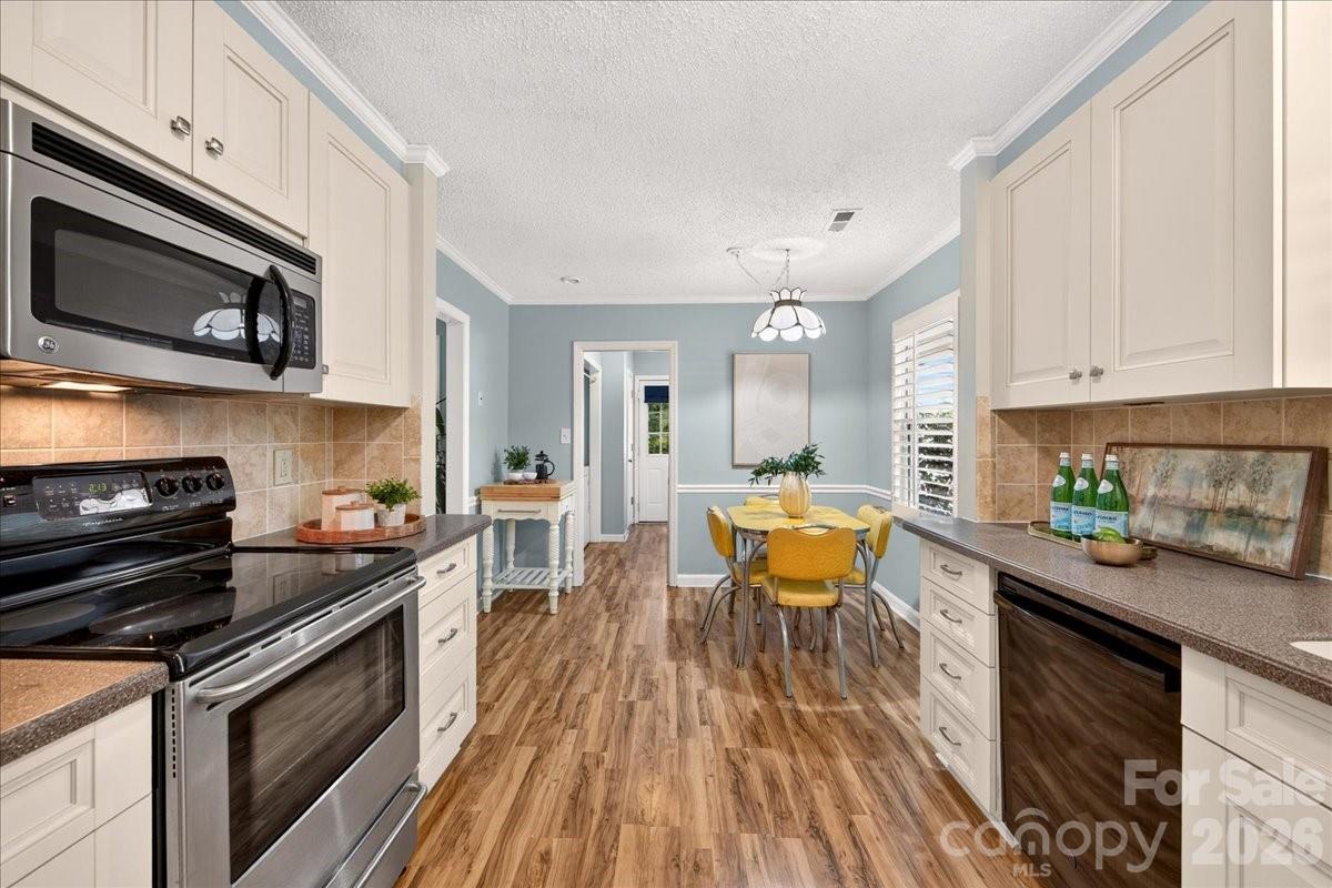 2624 Lawton Bluff Road Property Photo 19