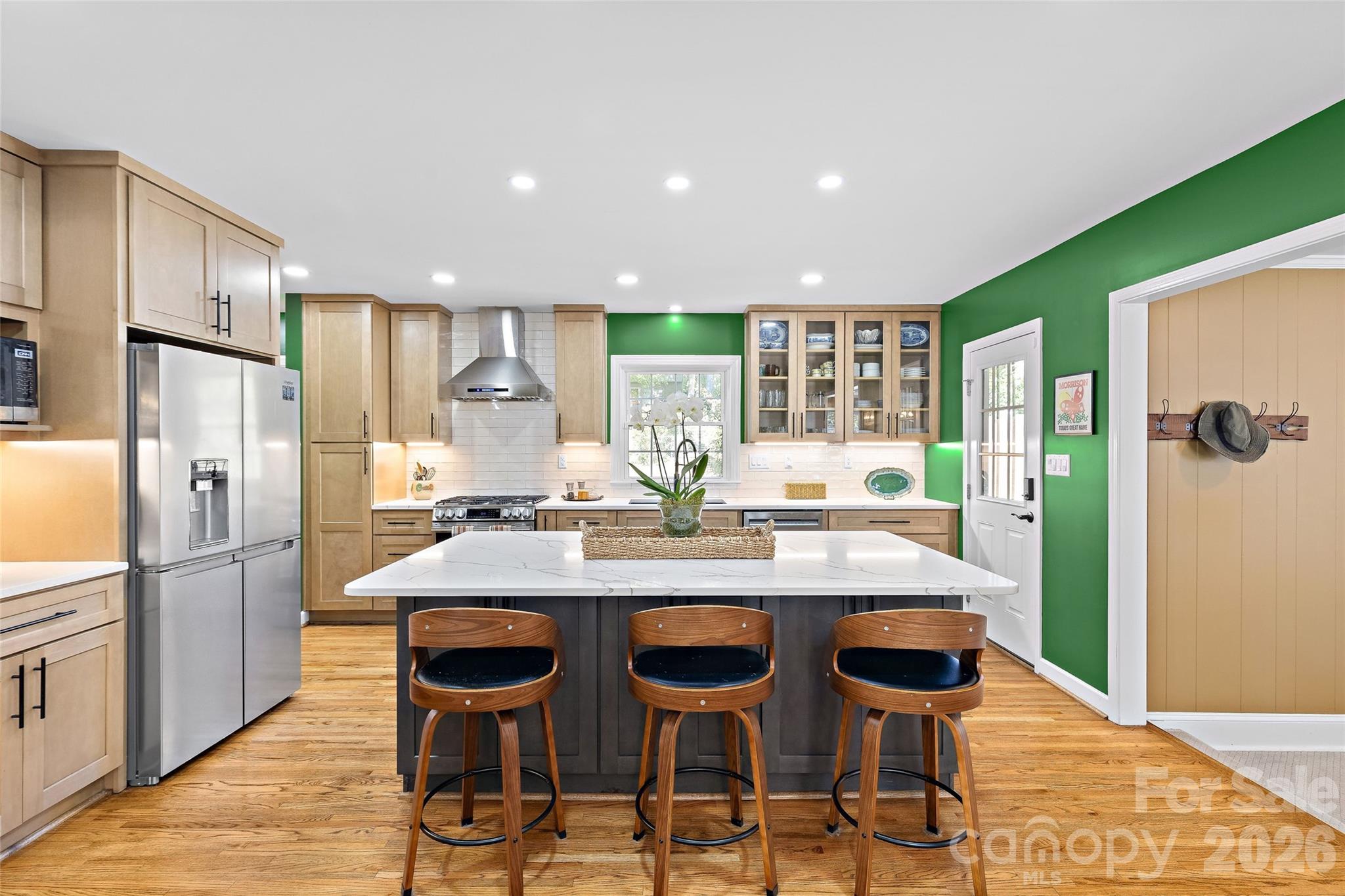 1109 Tuxedo Court Property Photo 12