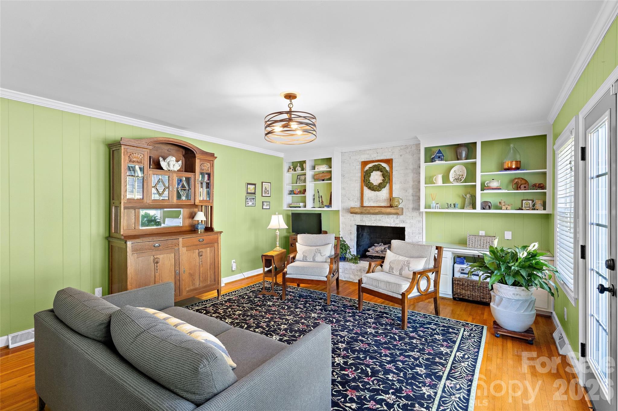 1109 Tuxedo Court Property Photo 24