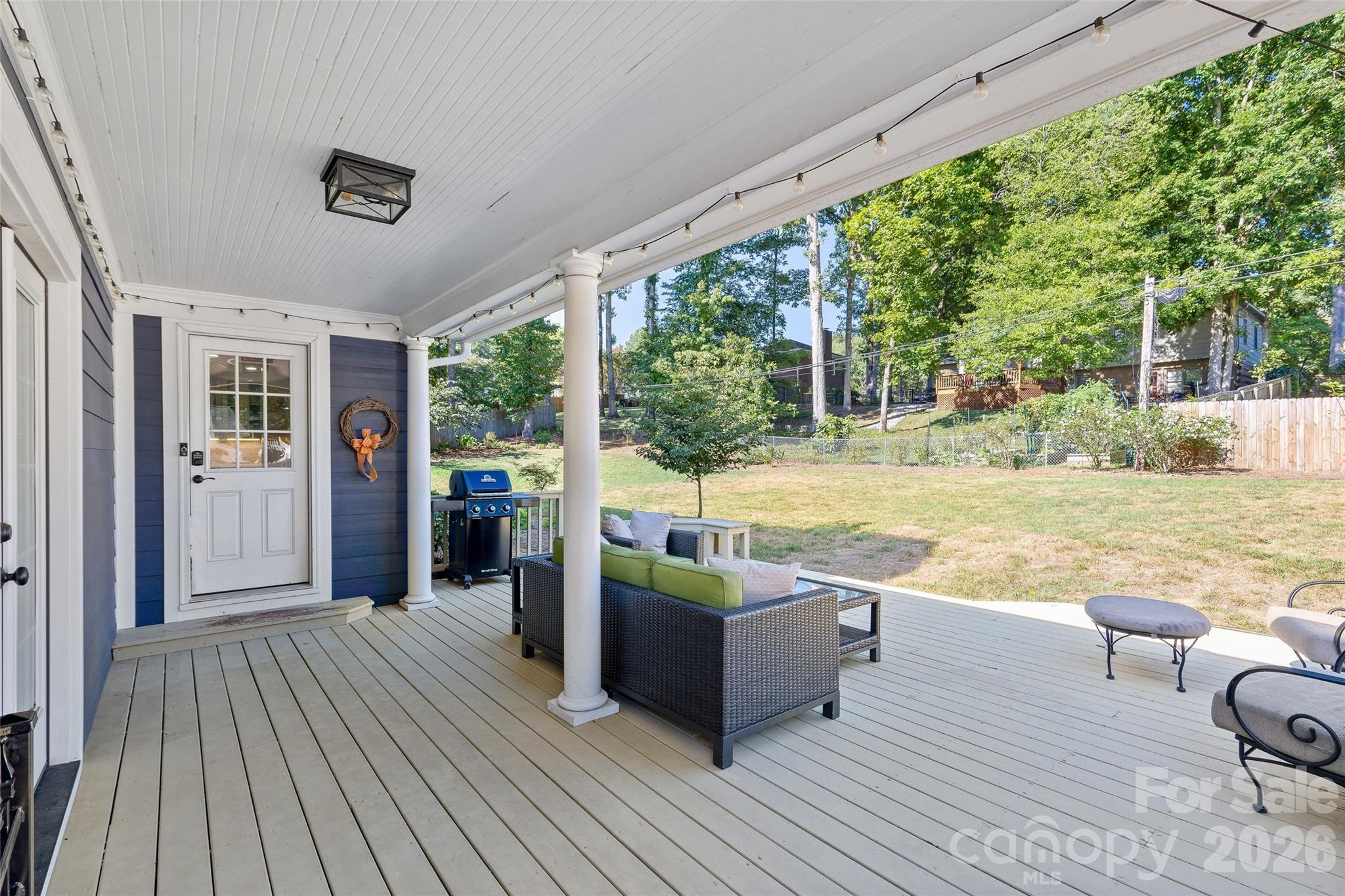 1109 Tuxedo Court Property Photo 44