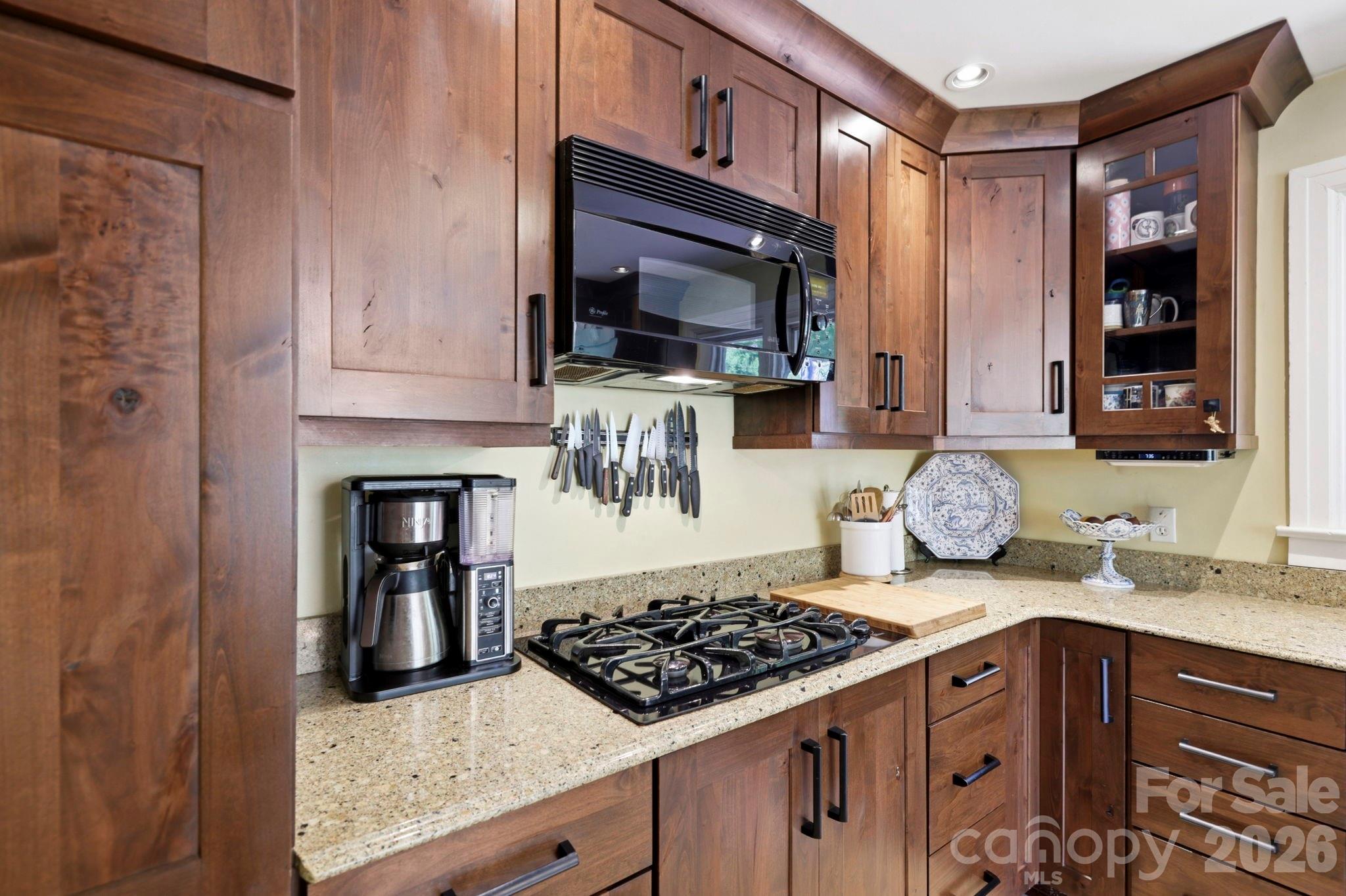 33 Pinecroft Road Property Photo 20