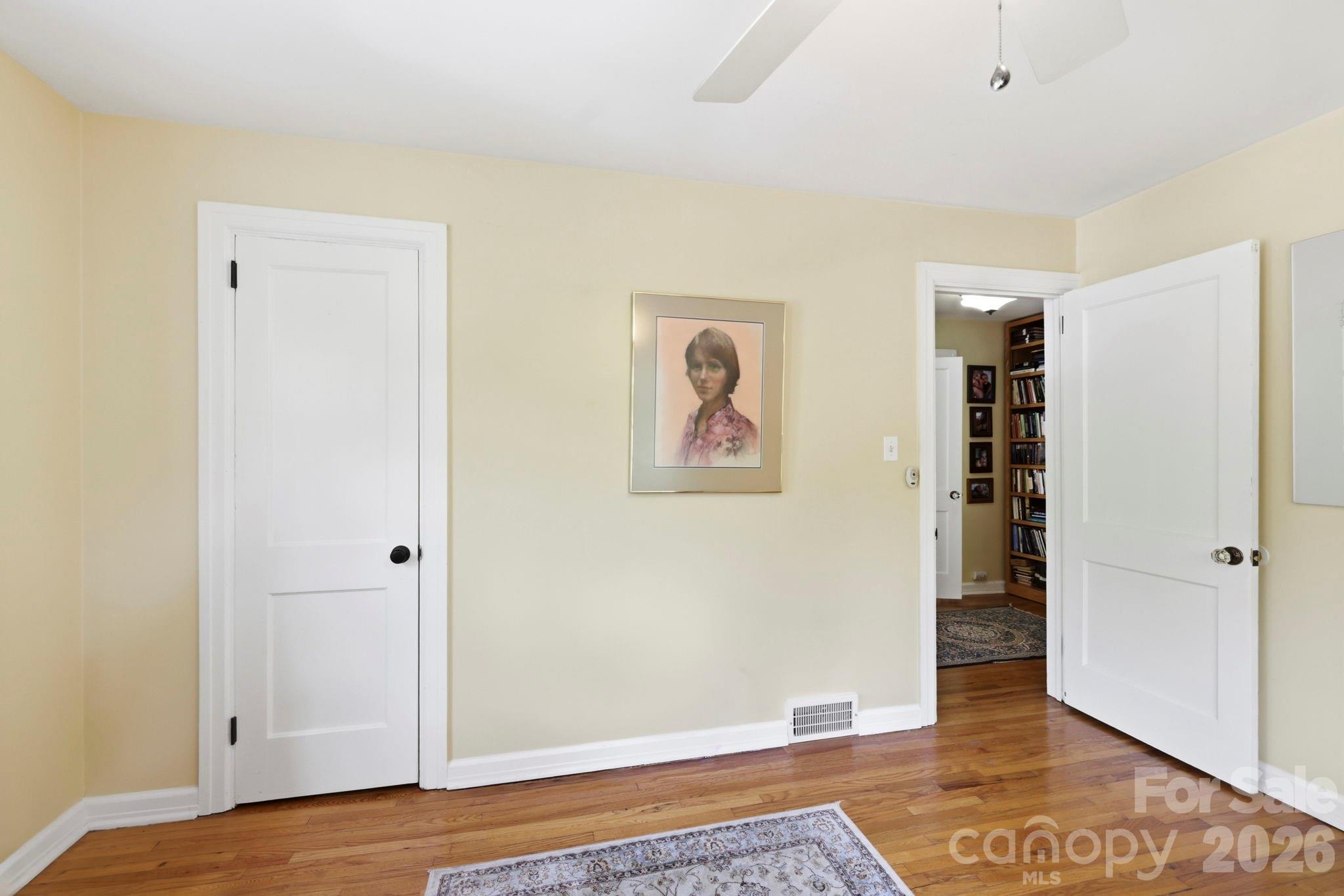 33 Pinecroft Road Property Photo 25