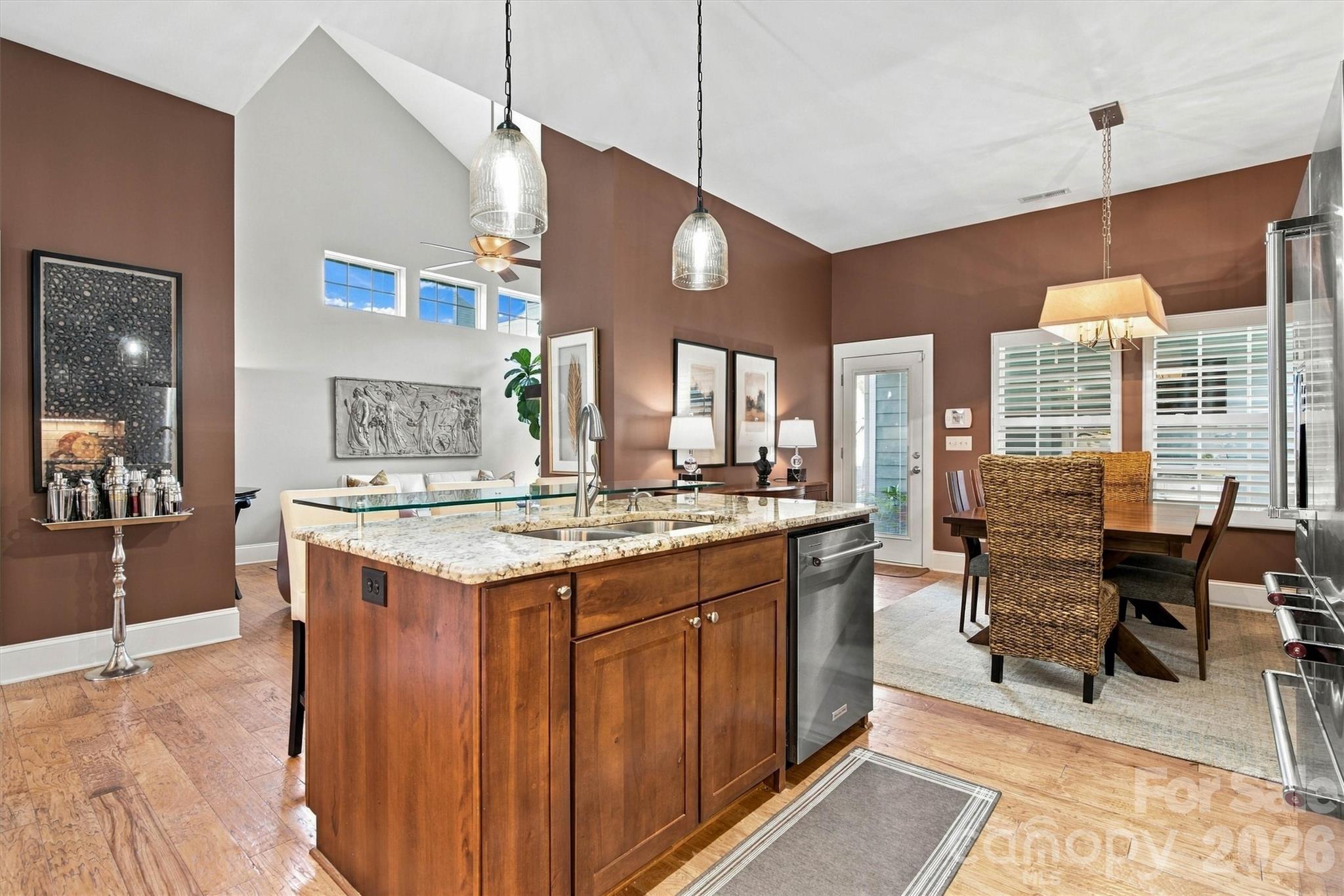 3220 Lock Erne Avenue Property Photo 8
