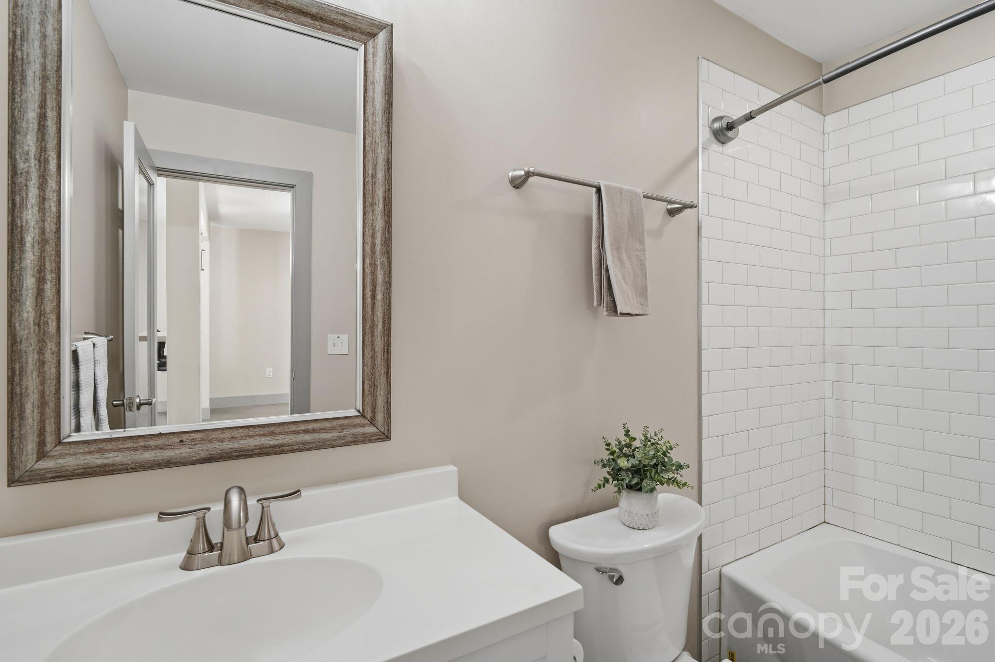 84 Middlemont Avenue Property Photo 38