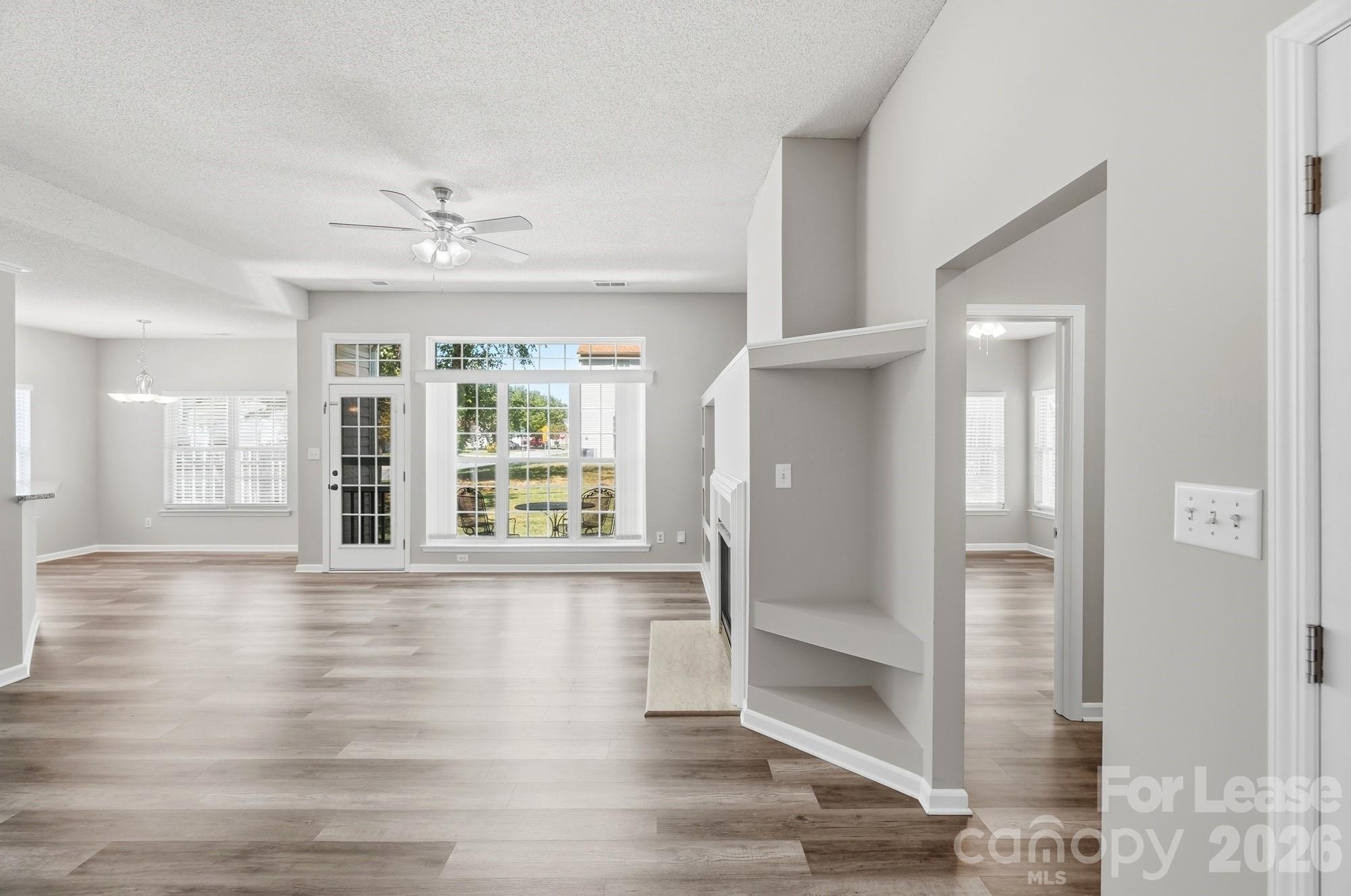 13931 Dingess Road Property Photo 2