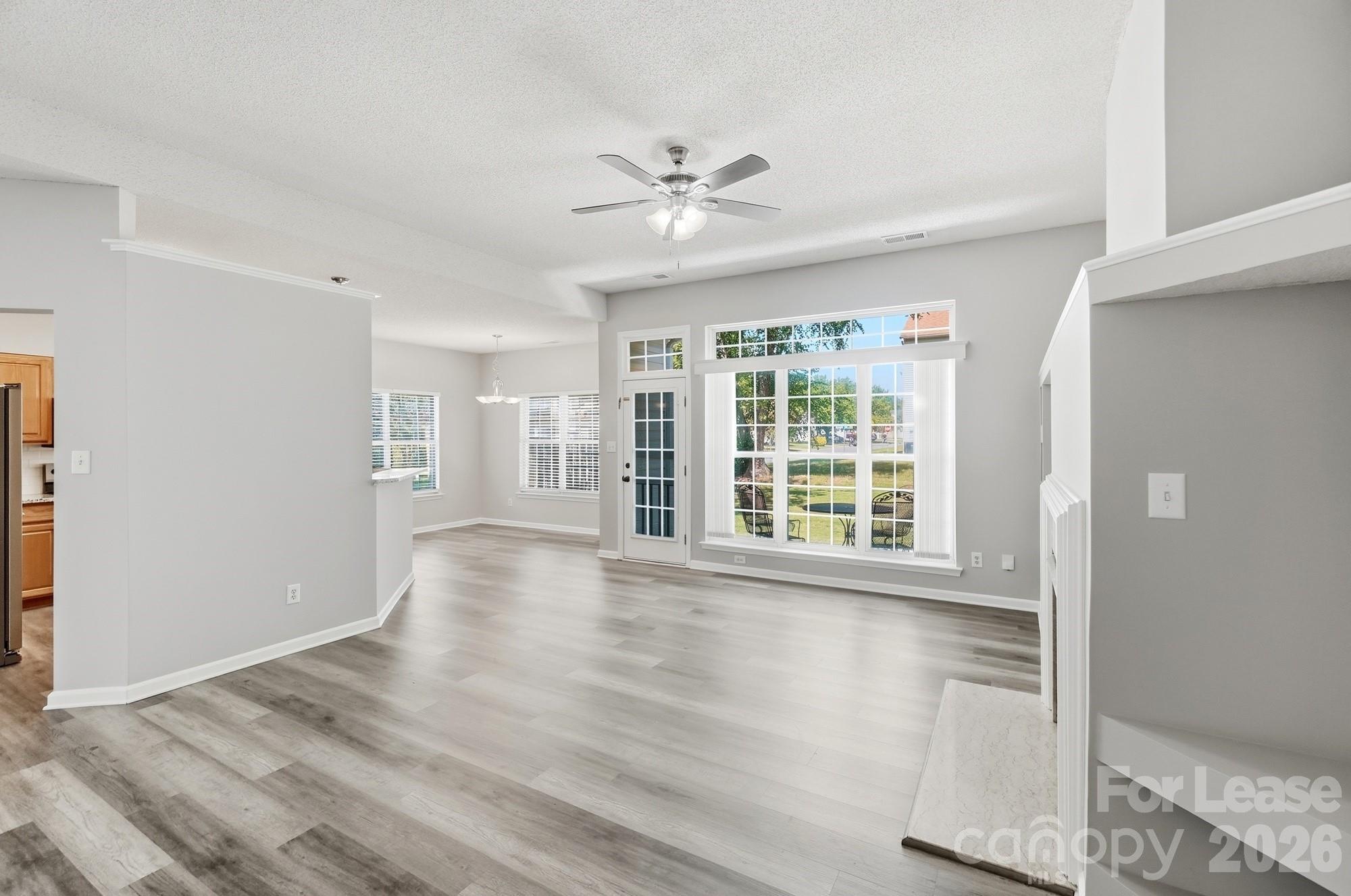 13931 Dingess Road Property Photo 3
