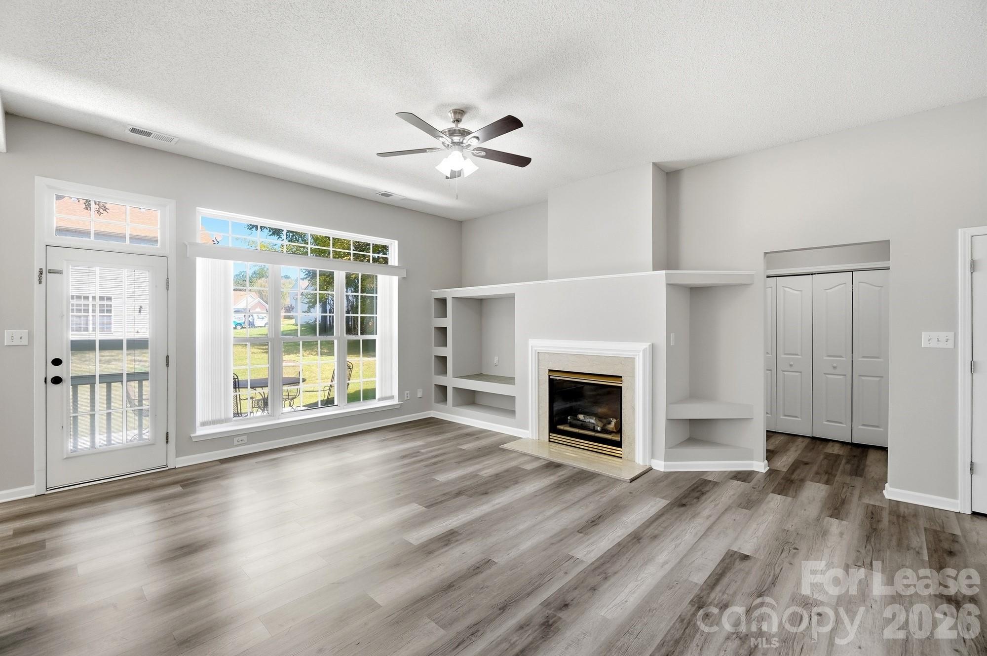 13931 Dingess Road Property Photo 4