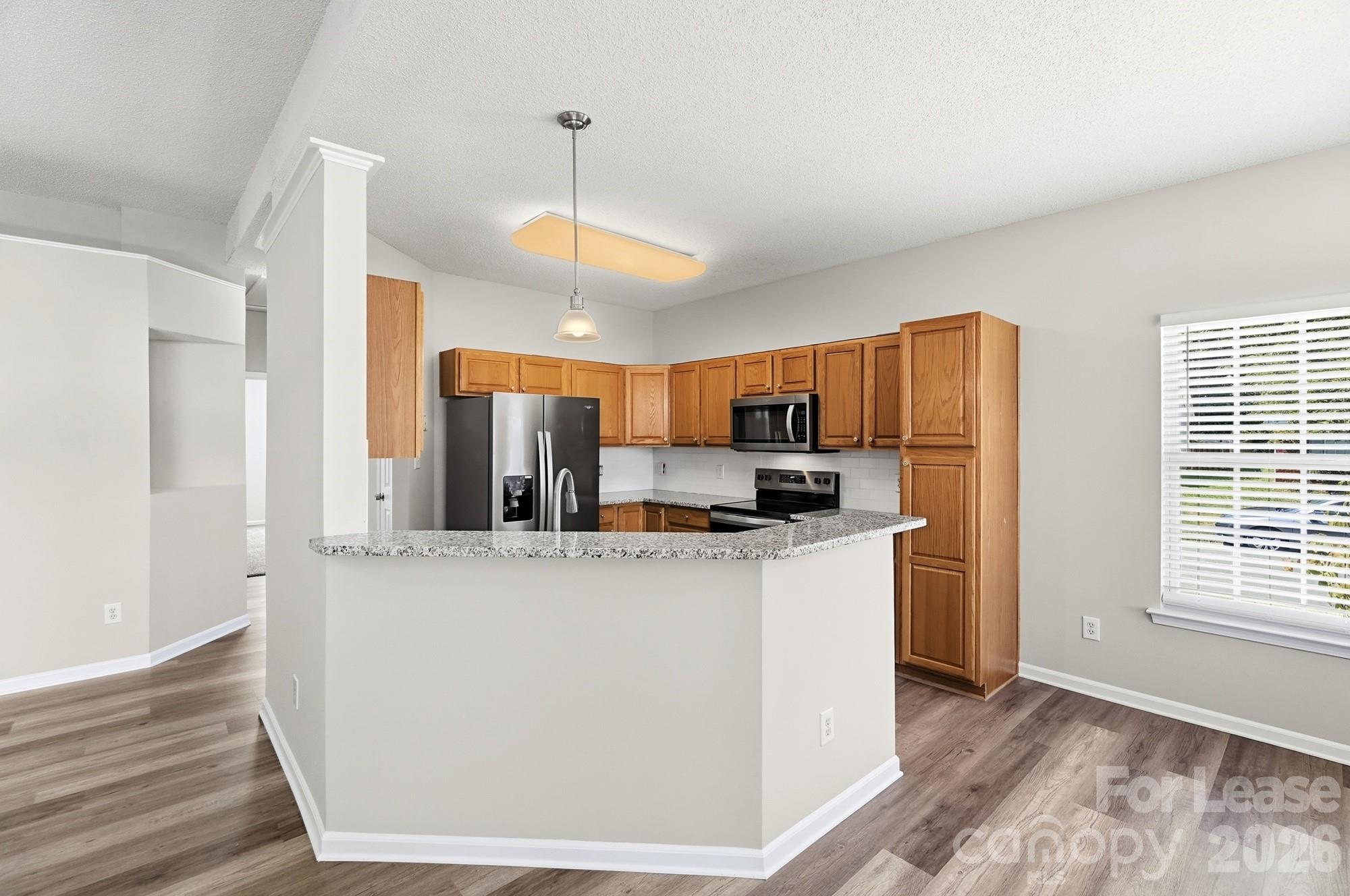 13931 Dingess Road Property Photo 7