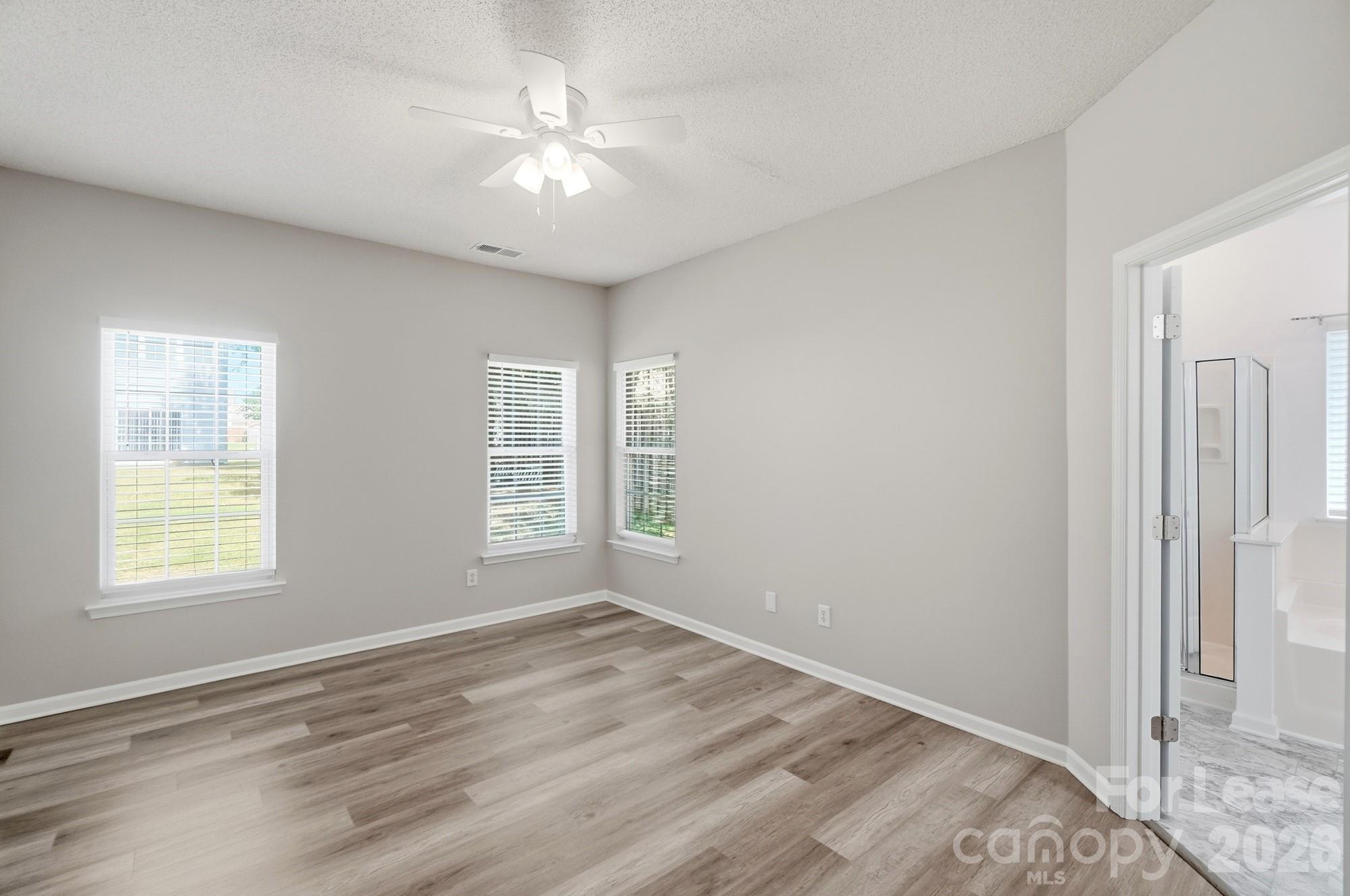 13931 Dingess Road Property Photo 14