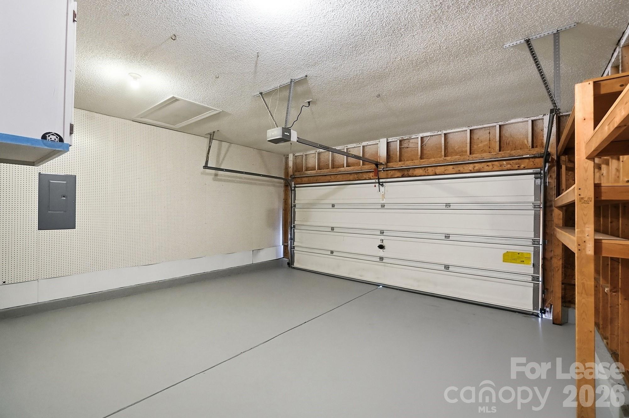 13931 Dingess Road Property Photo 21