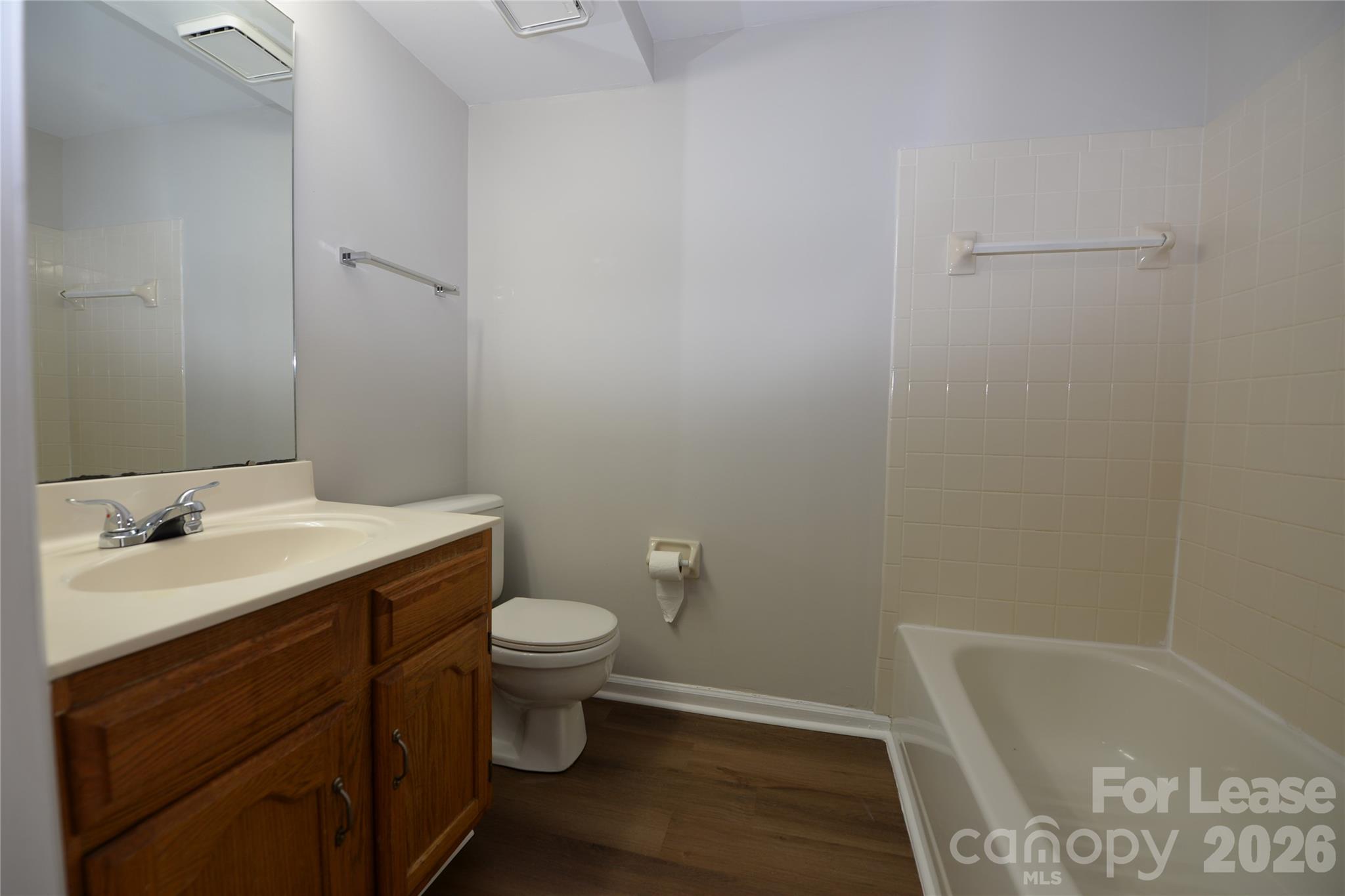 1649 Arlyn Circle Property Photo 13