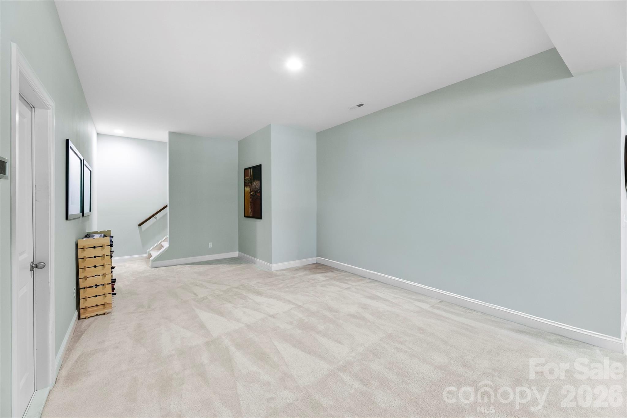 220 Kingsdown Avenue Property Photo 26
