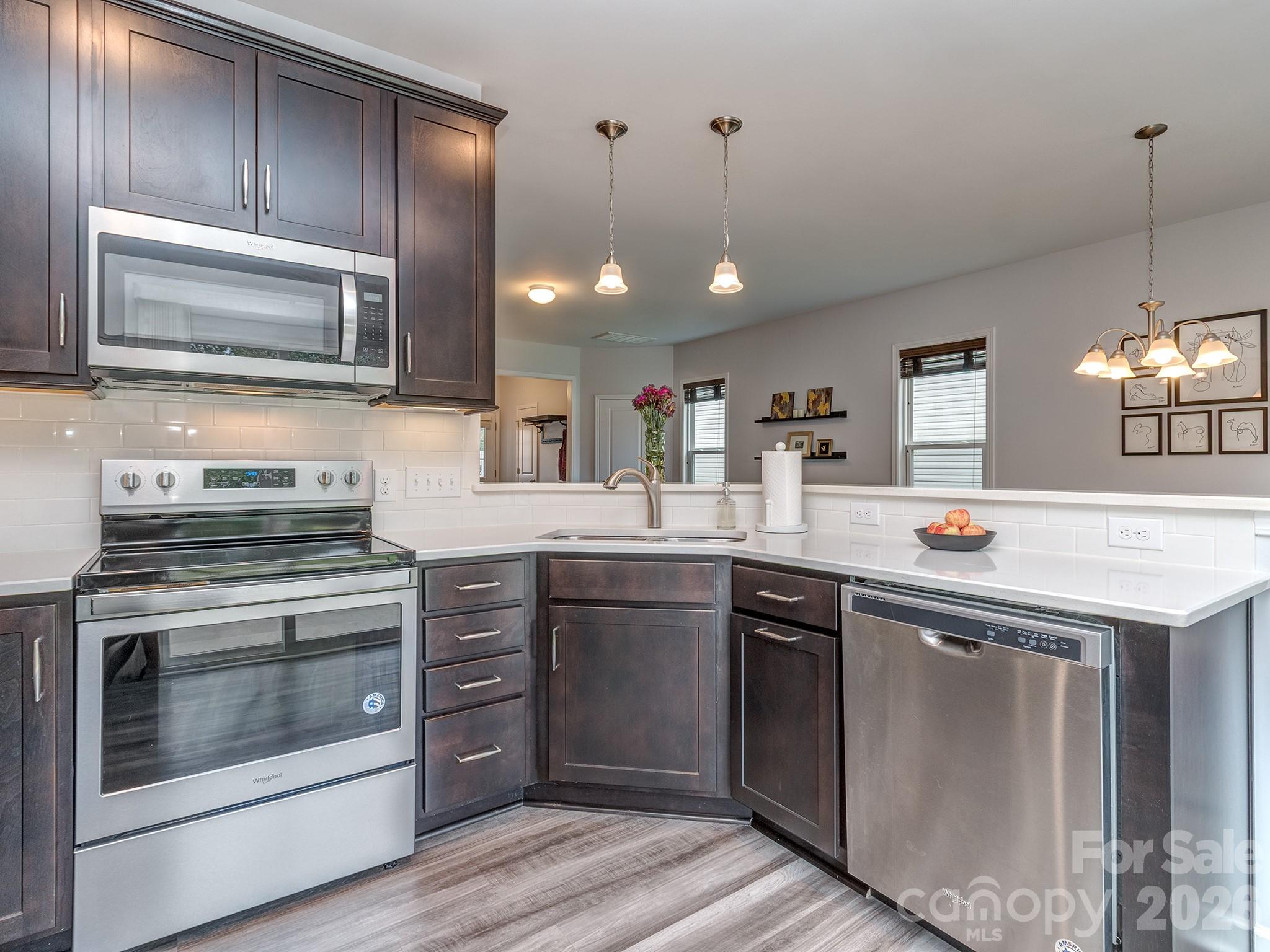 915 Wicawa Road Property Photo 11