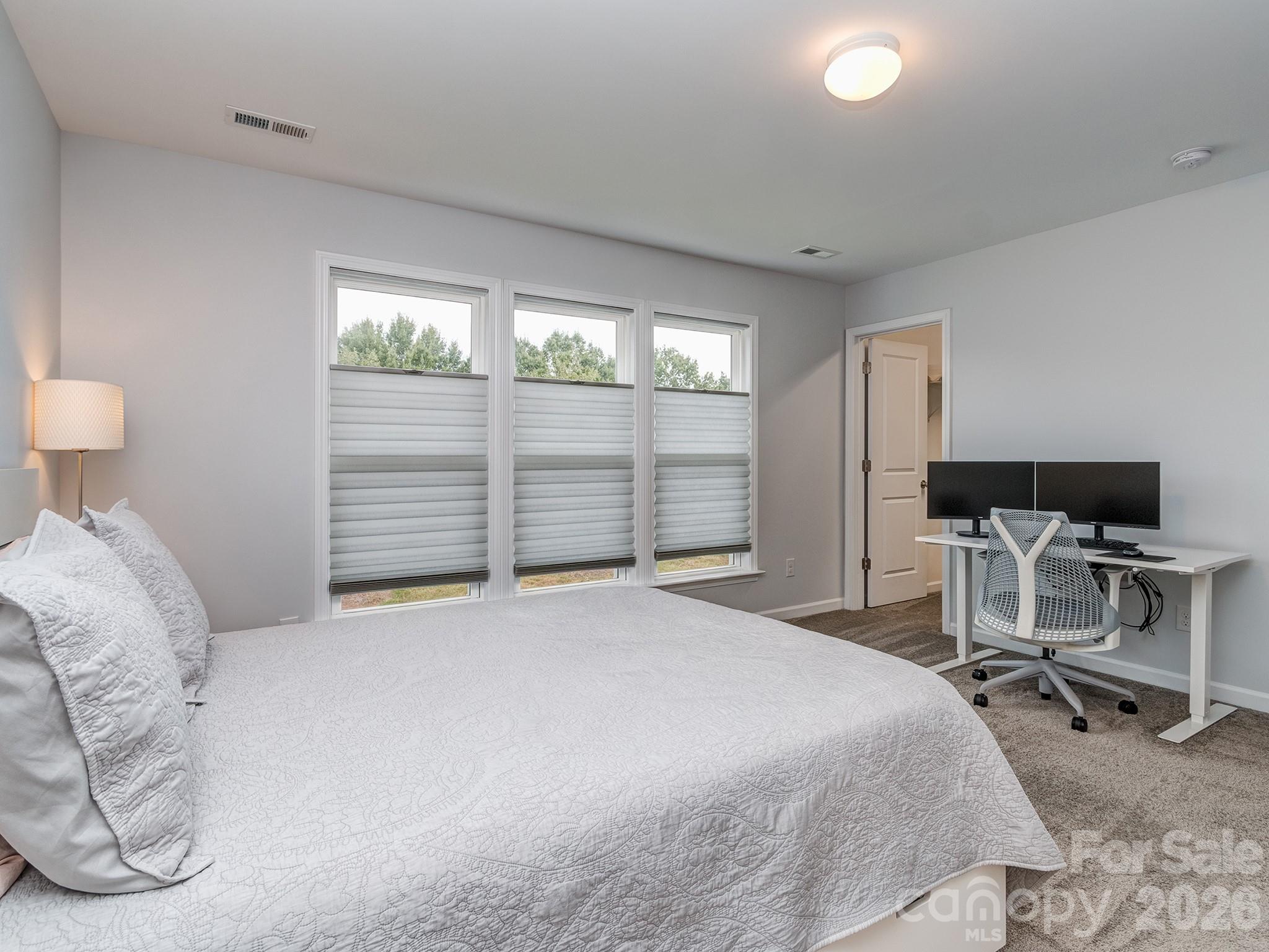 915 Wicawa Road Property Photo 14