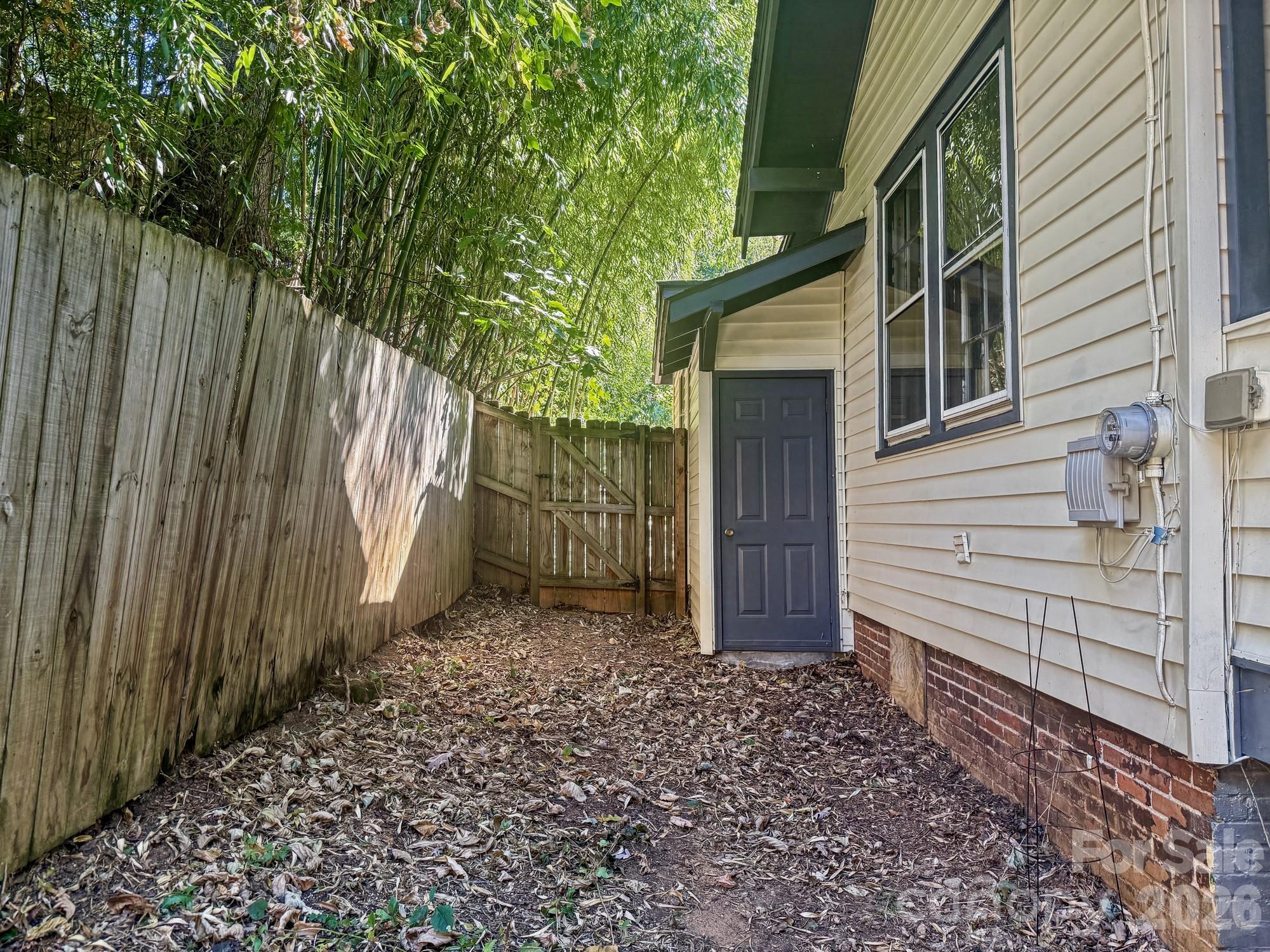 18 Wood Avenue Property Photo 32