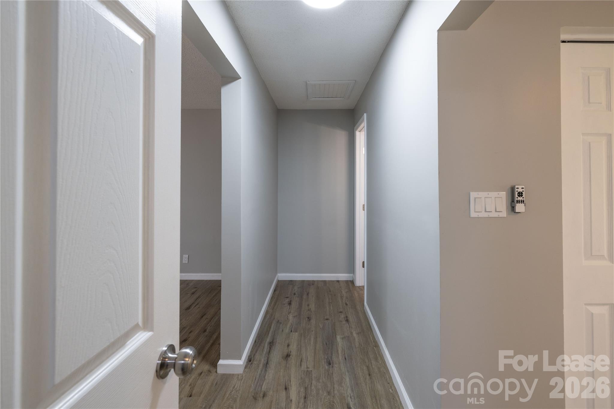 446 W Main Street 4 Property Photo 8