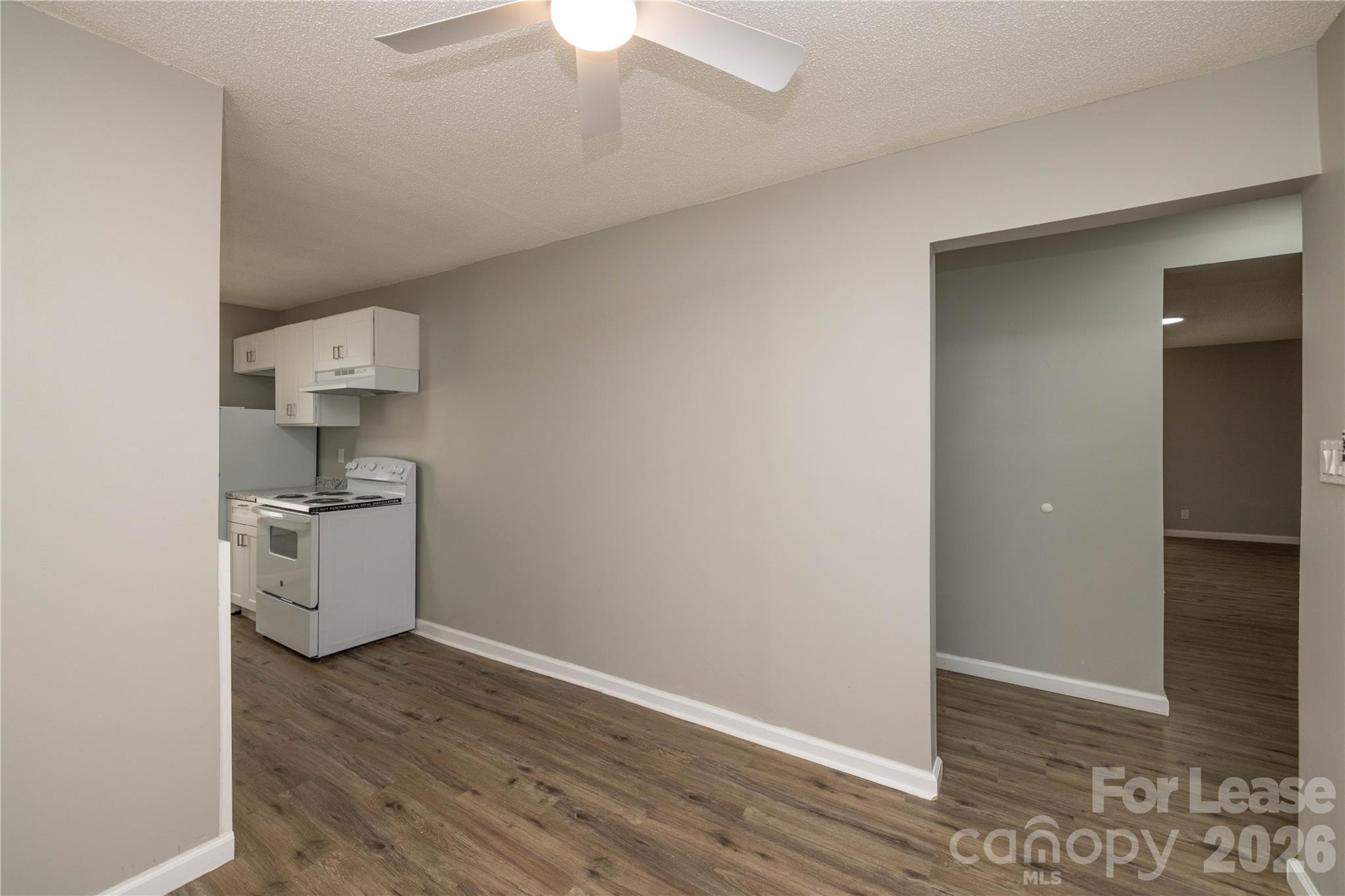 446 W Main Street 4 Property Photo 17