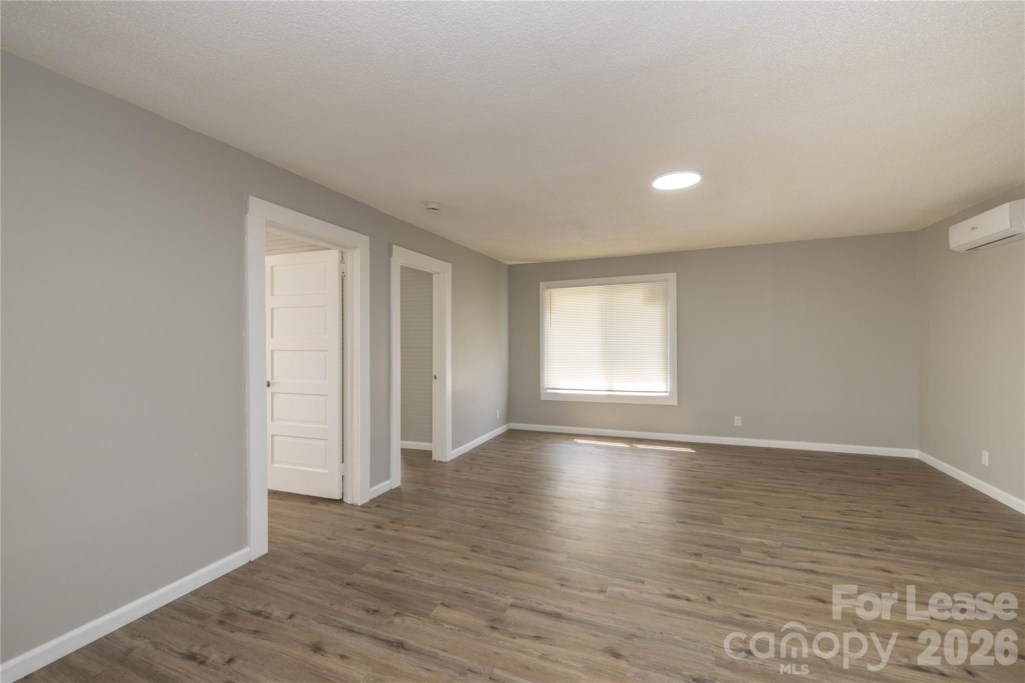 446 W Main Street 4 Property Photo 21