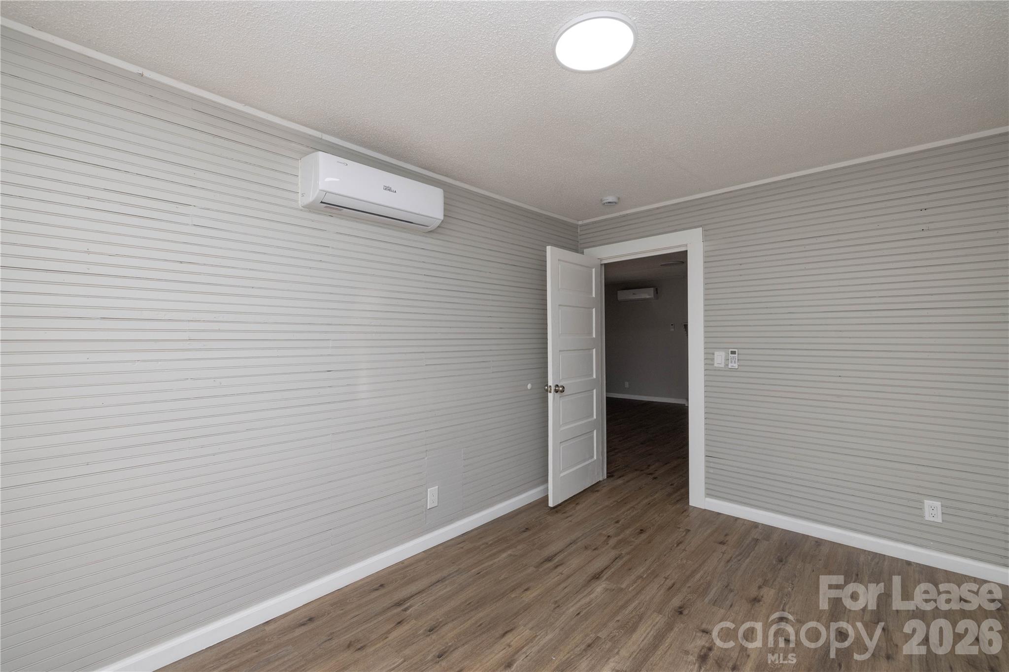 446 W Main Street 4 Property Photo 31