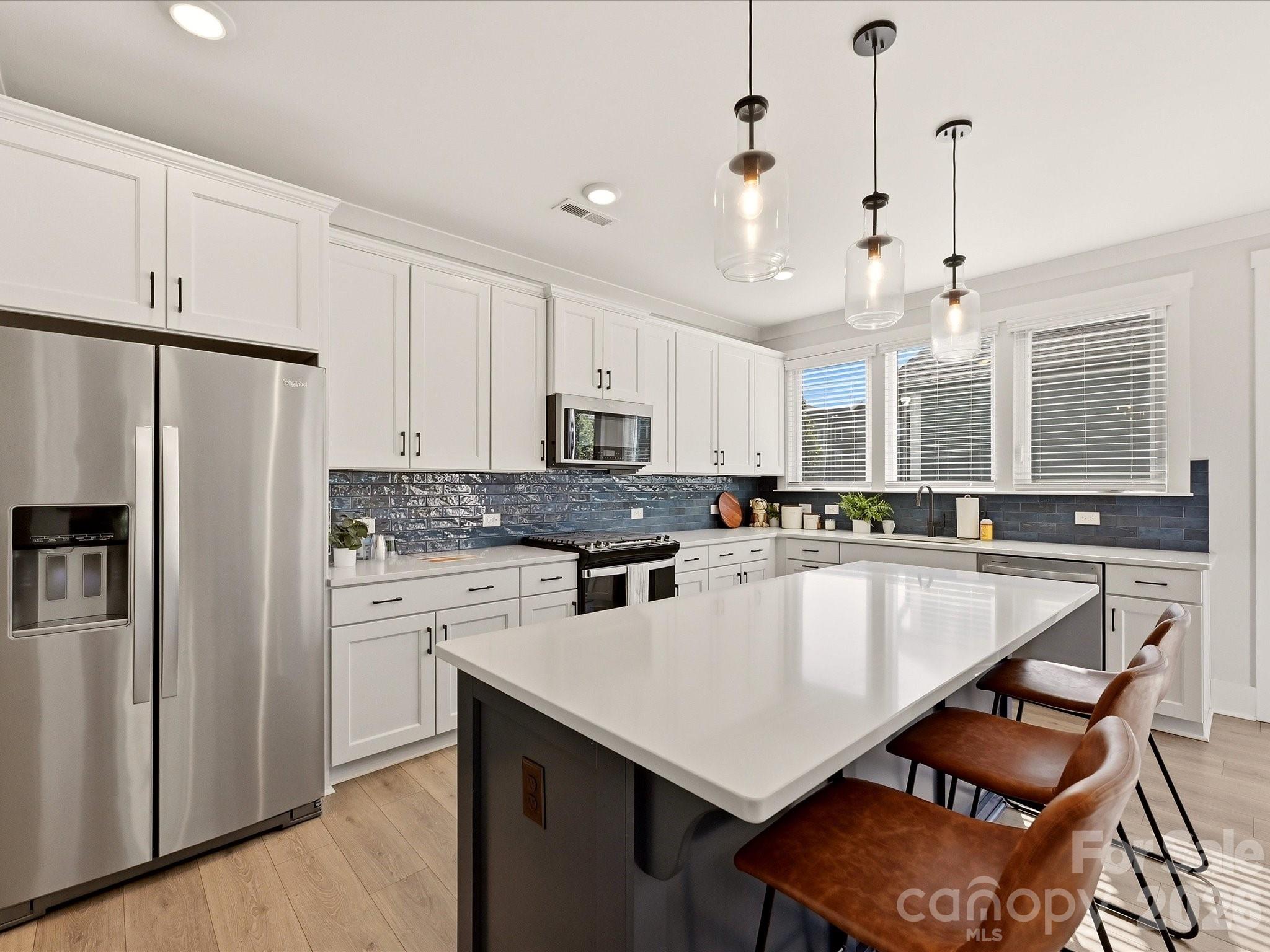 2216 Catalina Avenue Property Photo 14