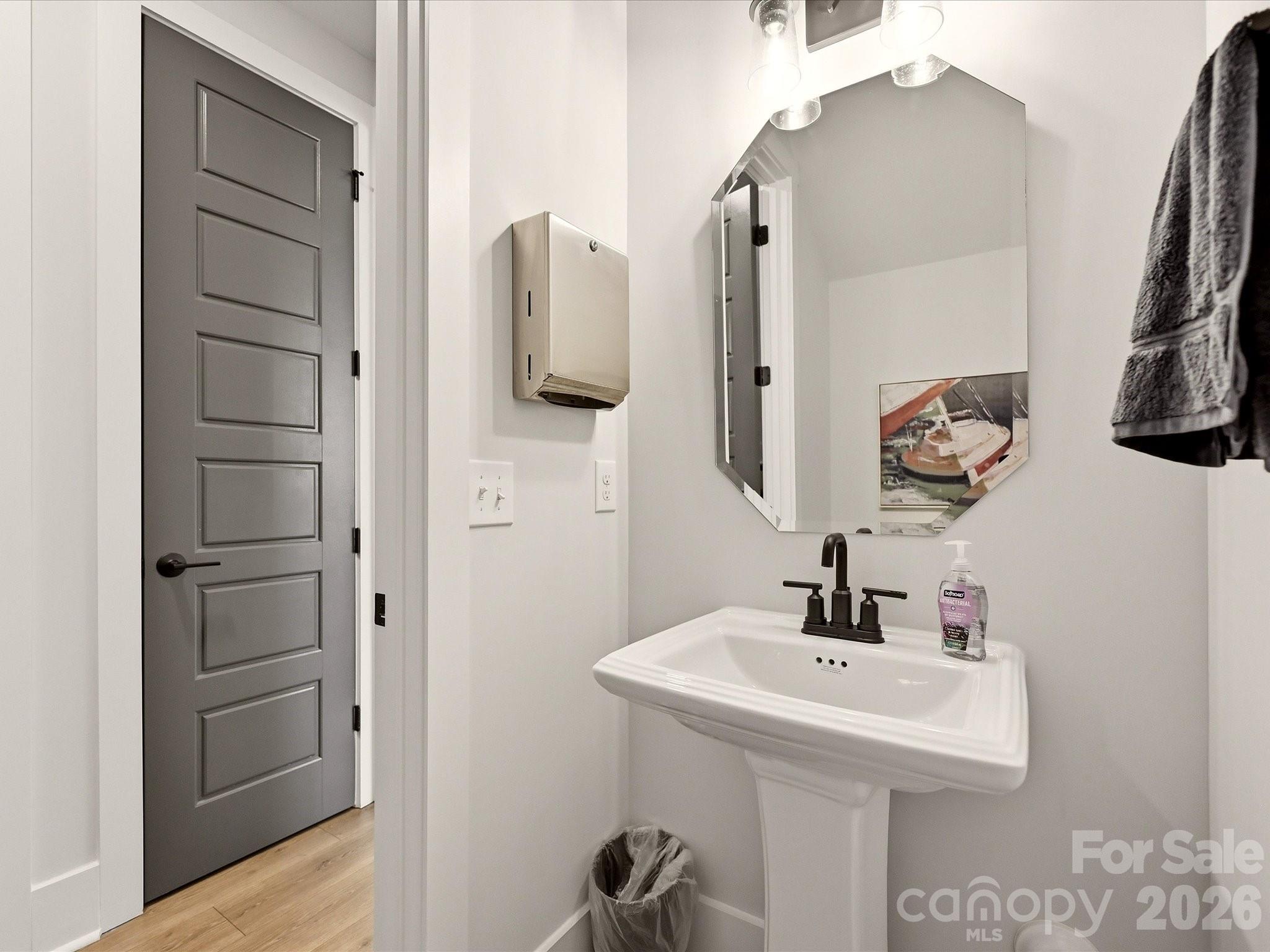 2216 Catalina Avenue Property Photo 32