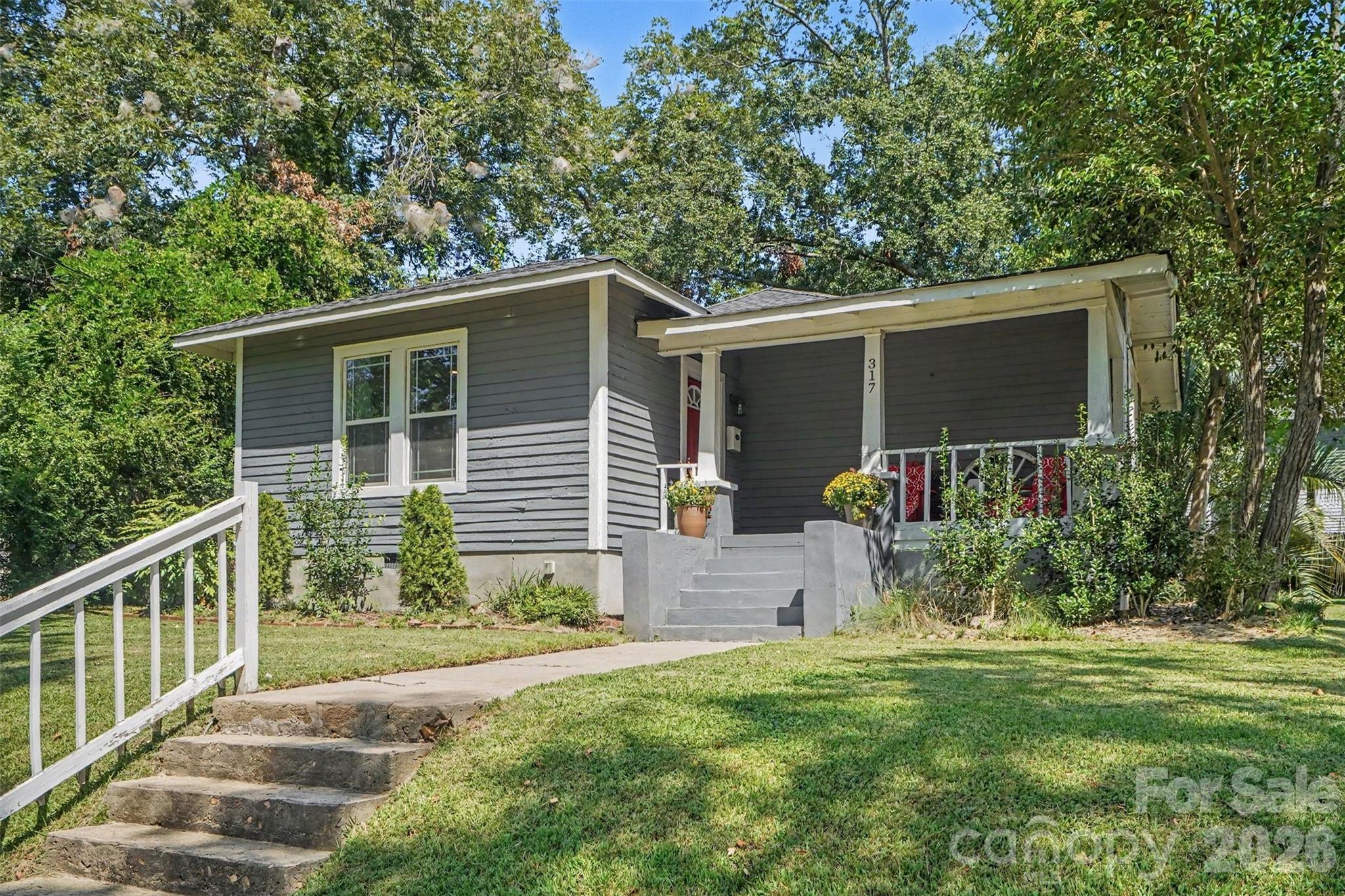 317 Mccardell Street 10 Property Photo 2