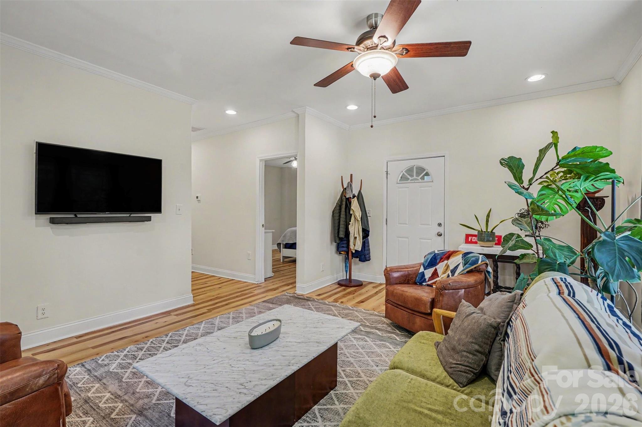 317 Mccardell Street 10 Property Photo 4