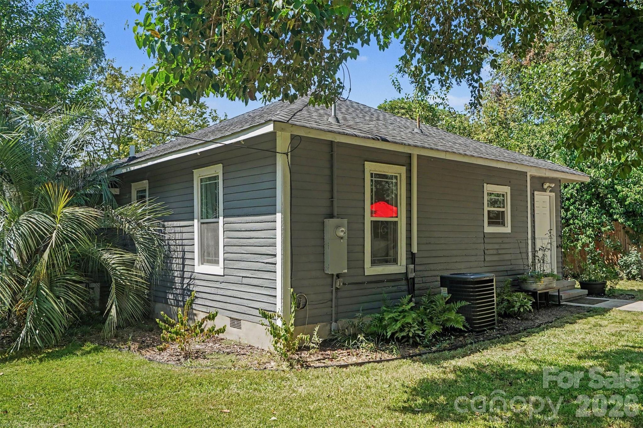 317 Mccardell Street 10 Property Photo 15