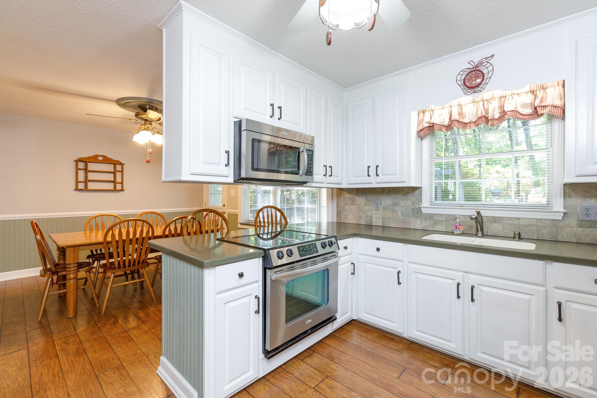 1709 Lawyers Road Property Photo 9