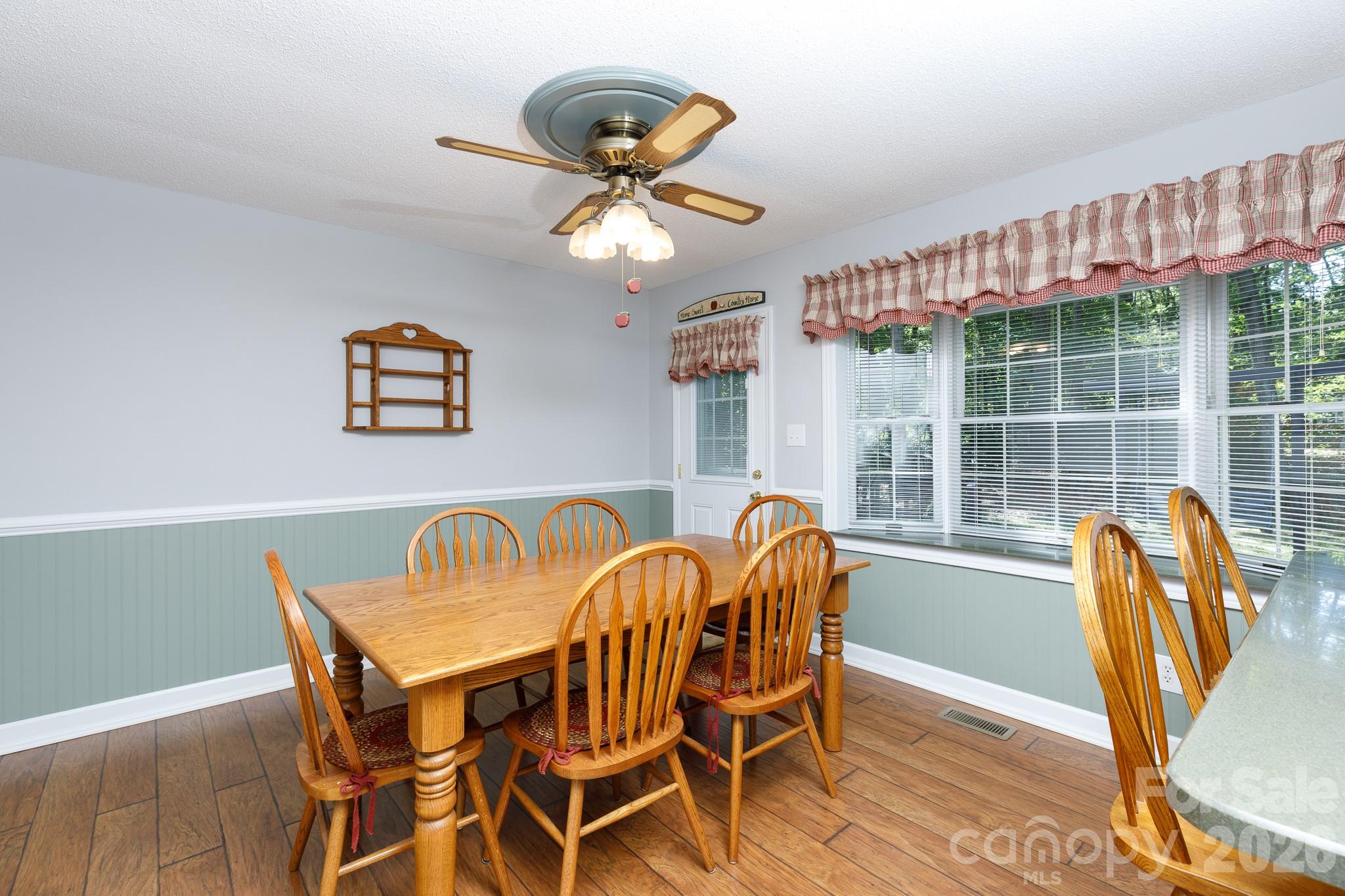 1709 Lawyers Road Property Photo 11