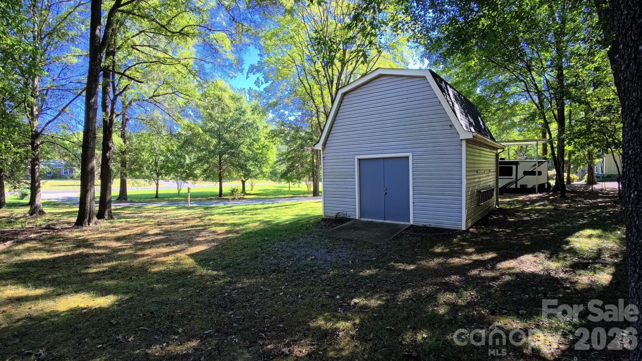 1709 Lawyers Road Property Photo 21