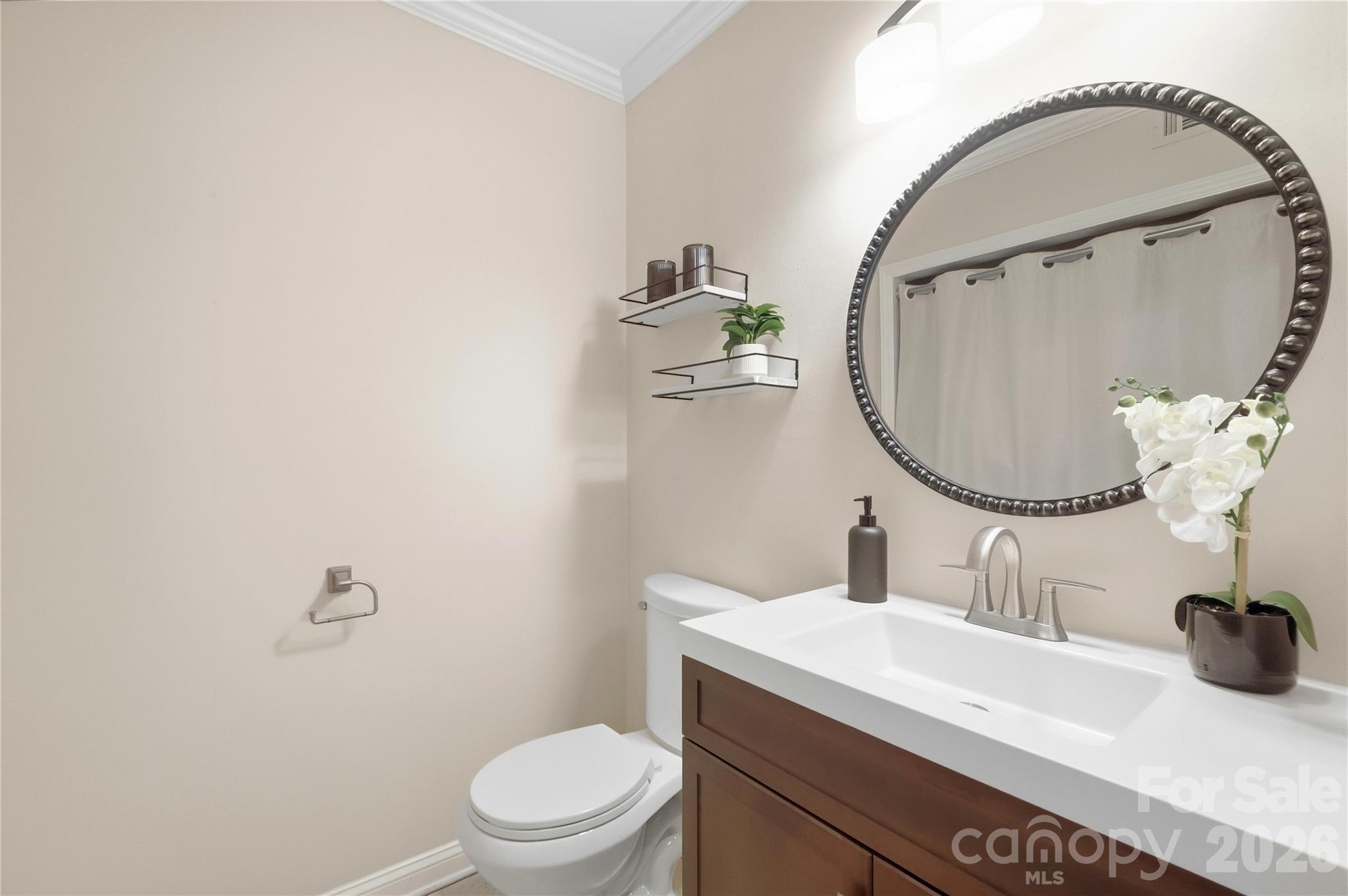 6816 Dumbarton Drive Property Photo 17