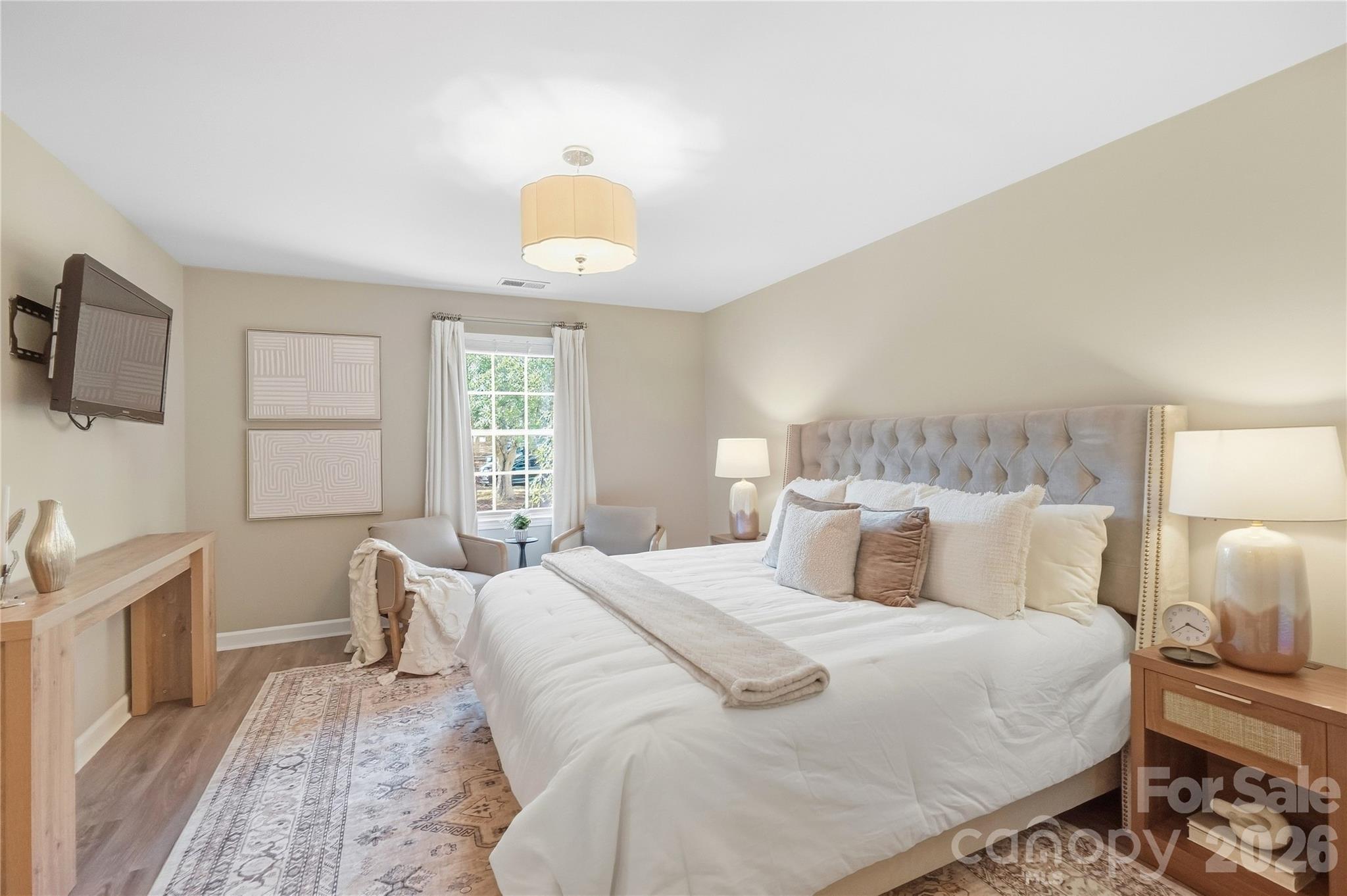 6816 Dumbarton Drive Property Photo 19