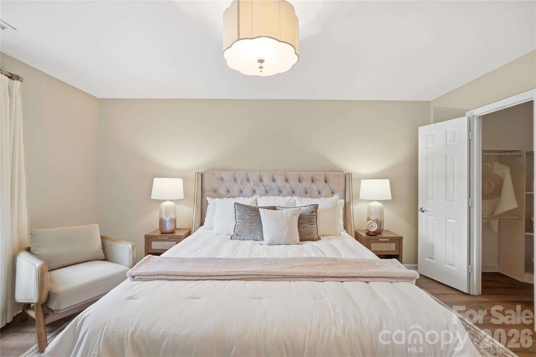 6816 Dumbarton Drive Property Photo 20