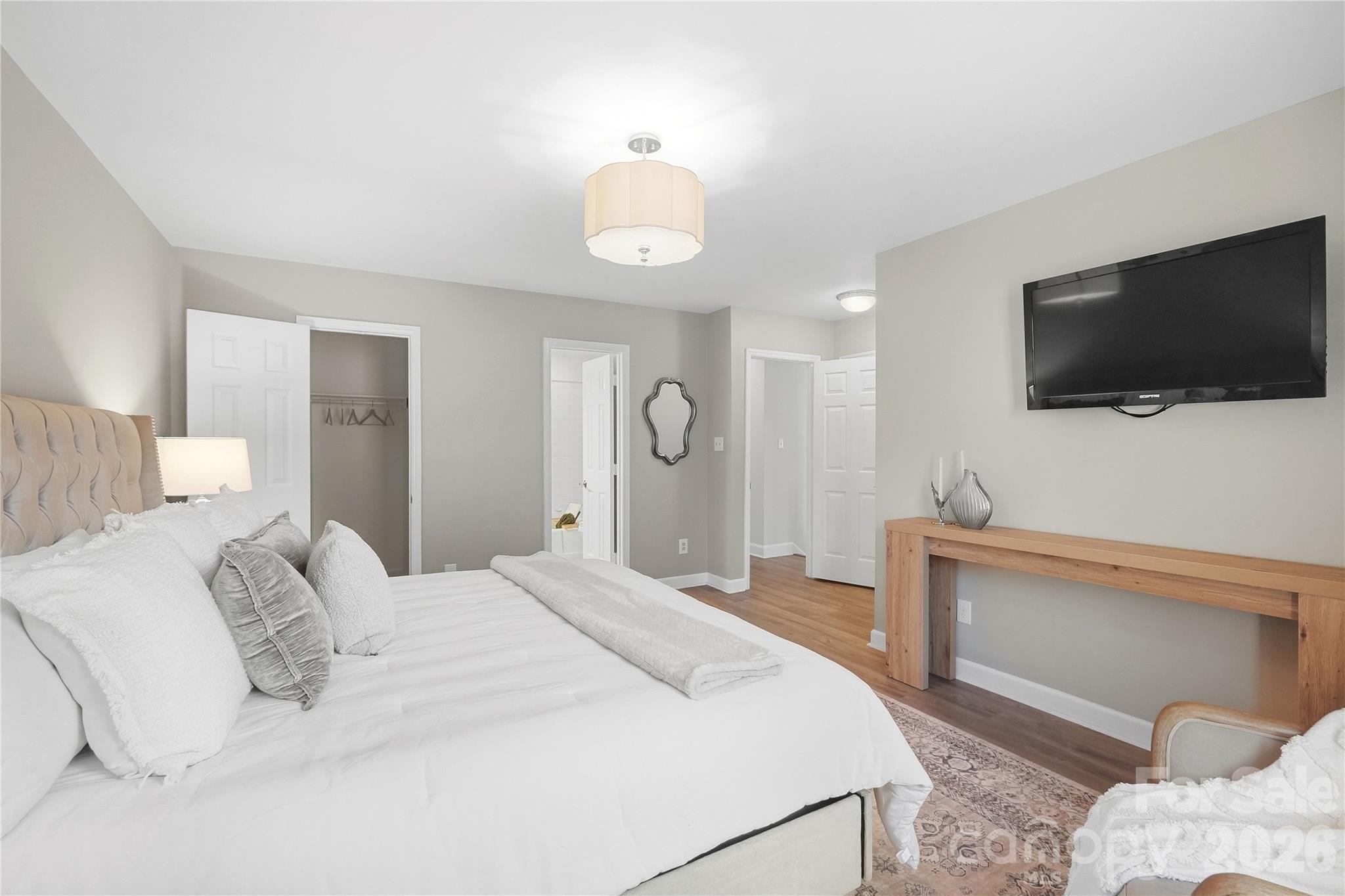 6816 Dumbarton Drive Property Photo 21