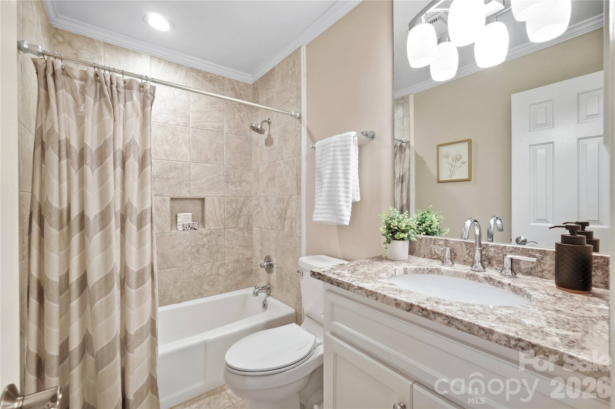 6816 Dumbarton Drive Property Photo 27
