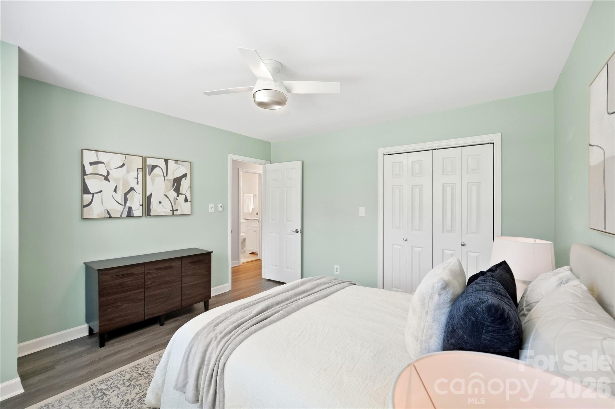 6816 Dumbarton Drive Property Photo 29