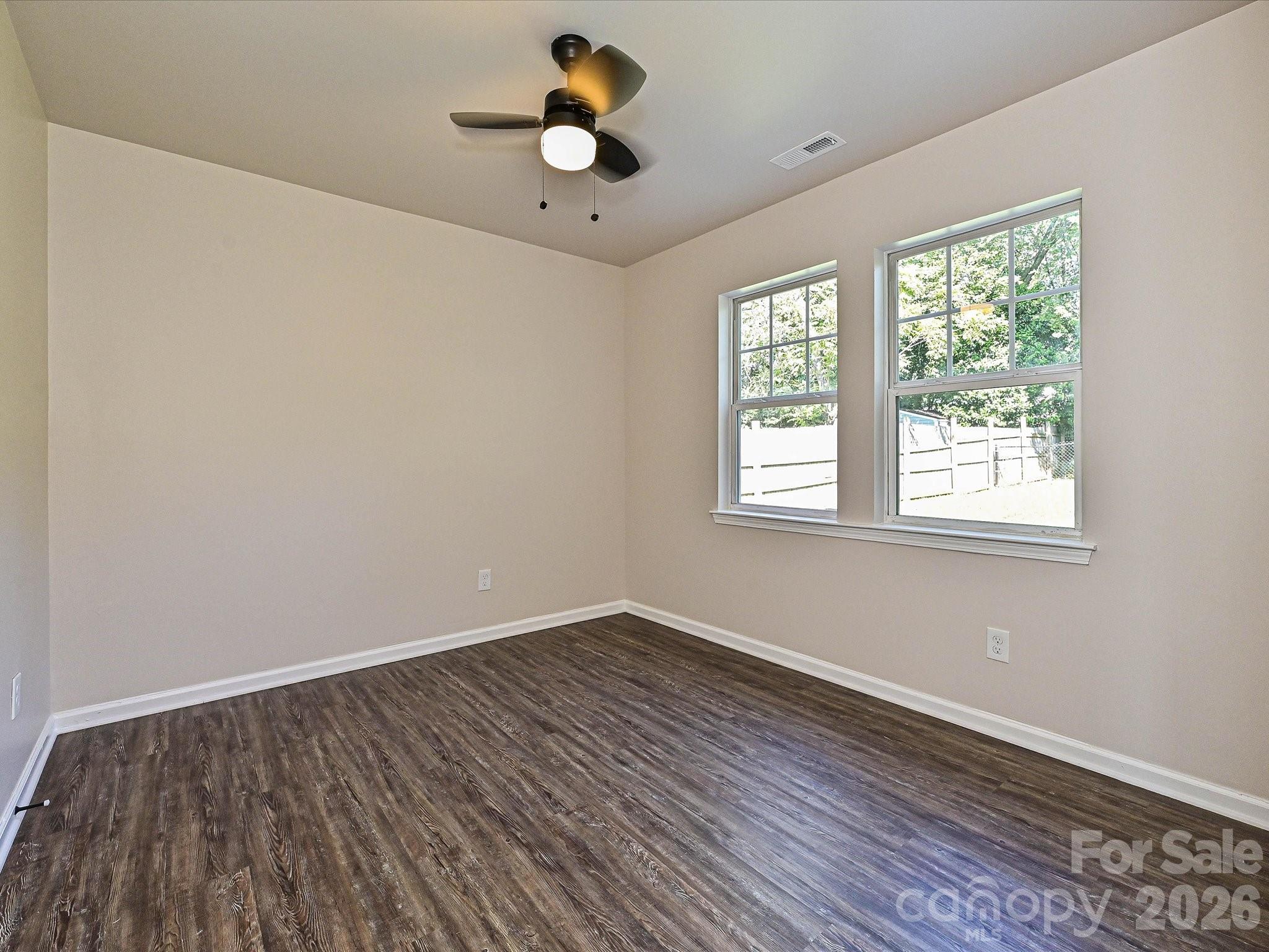 402 Jones Street Property Photo 21