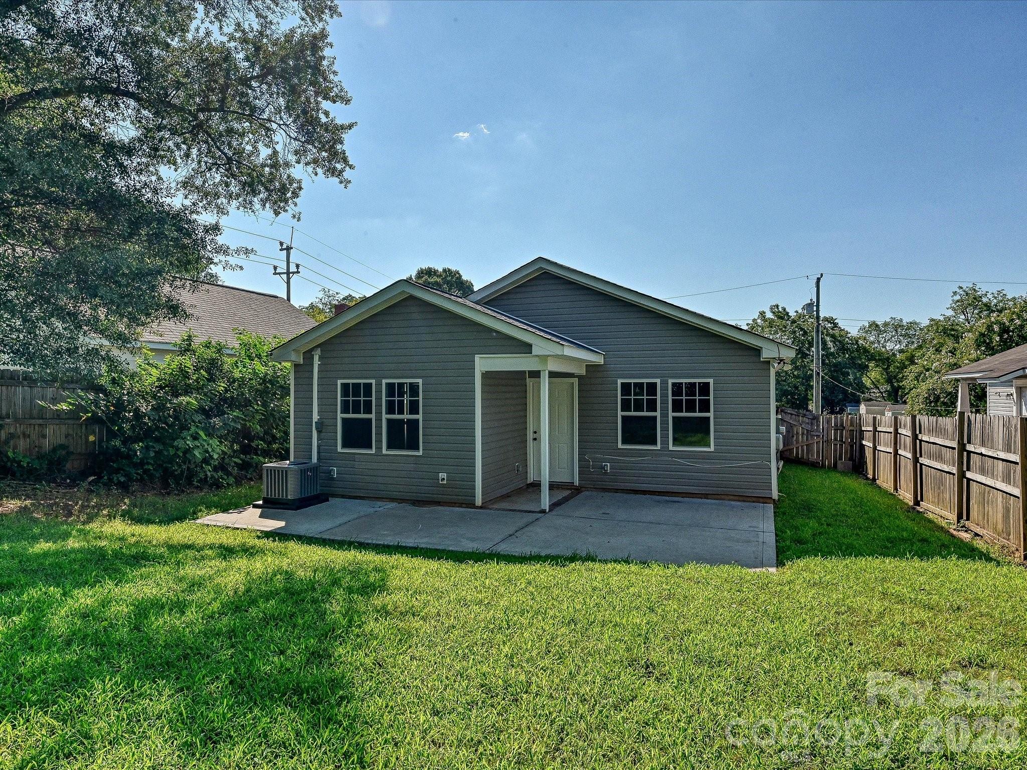 402 Jones Street Property Photo 29